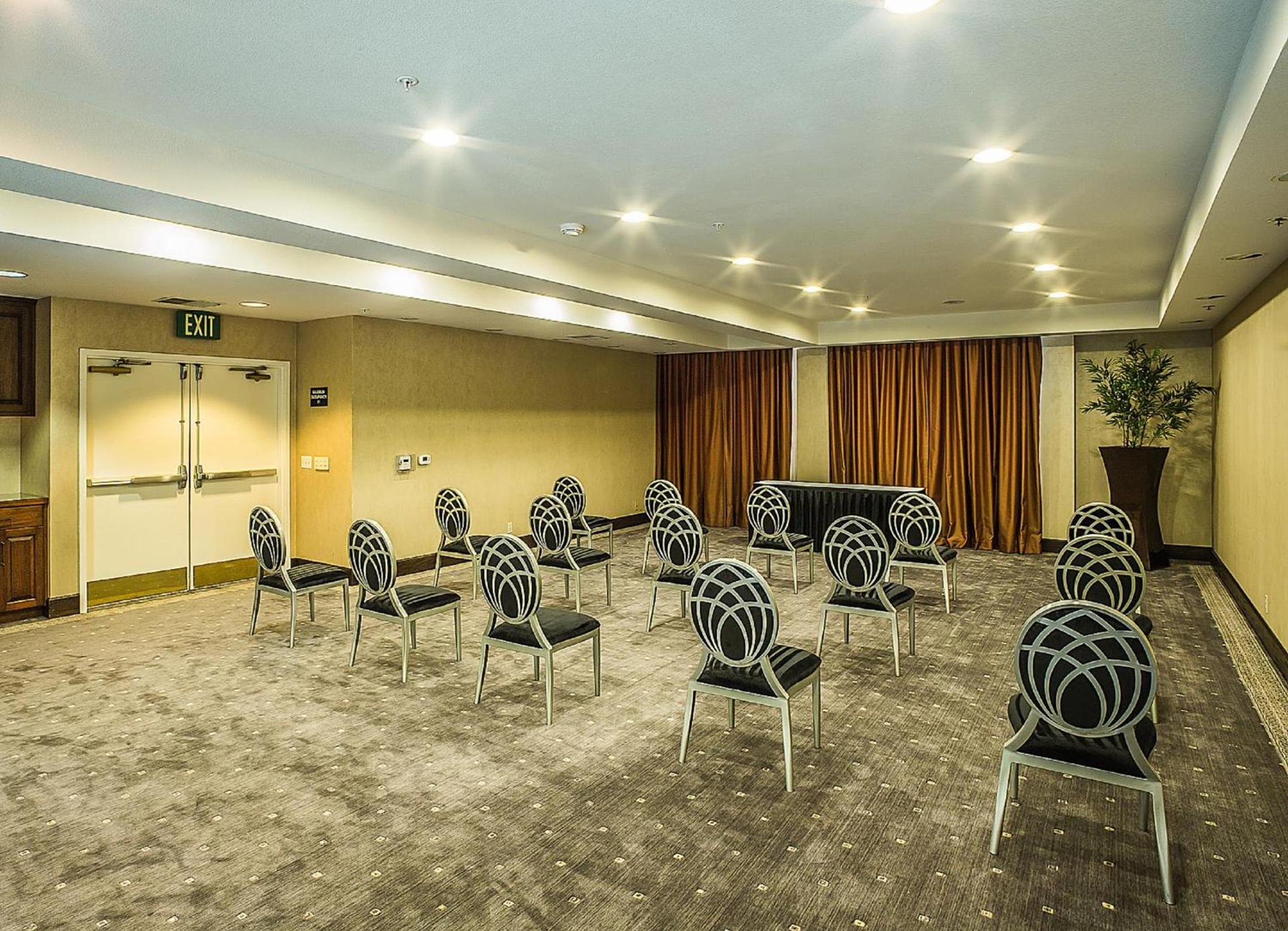 Cupertino Hotel photo 53