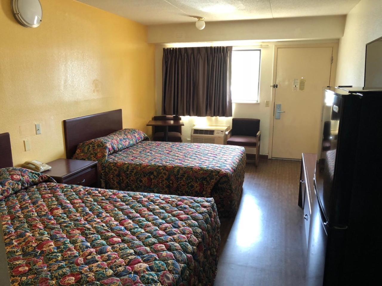 Lone Star Inn photo 12
