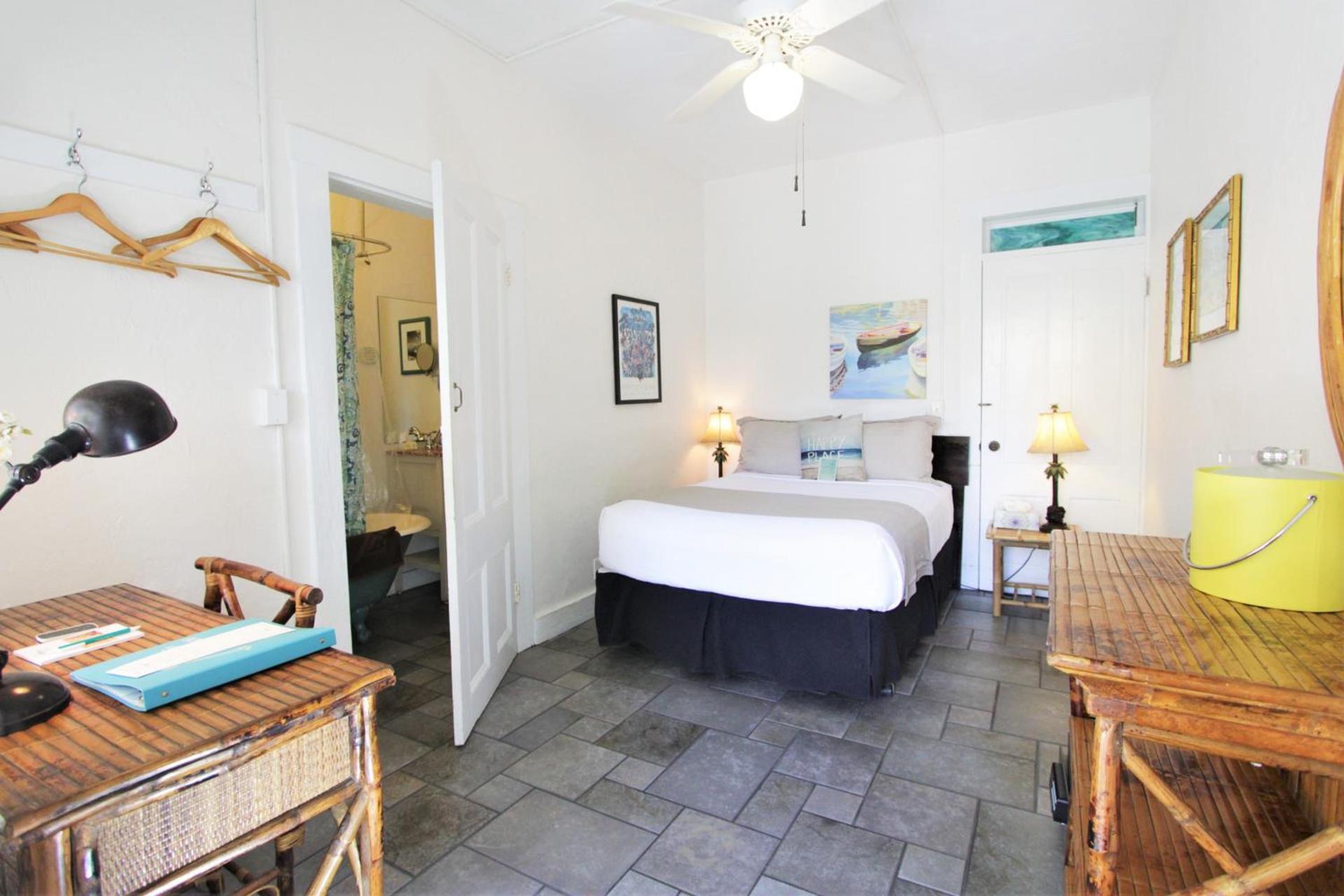 Eden House photo 16