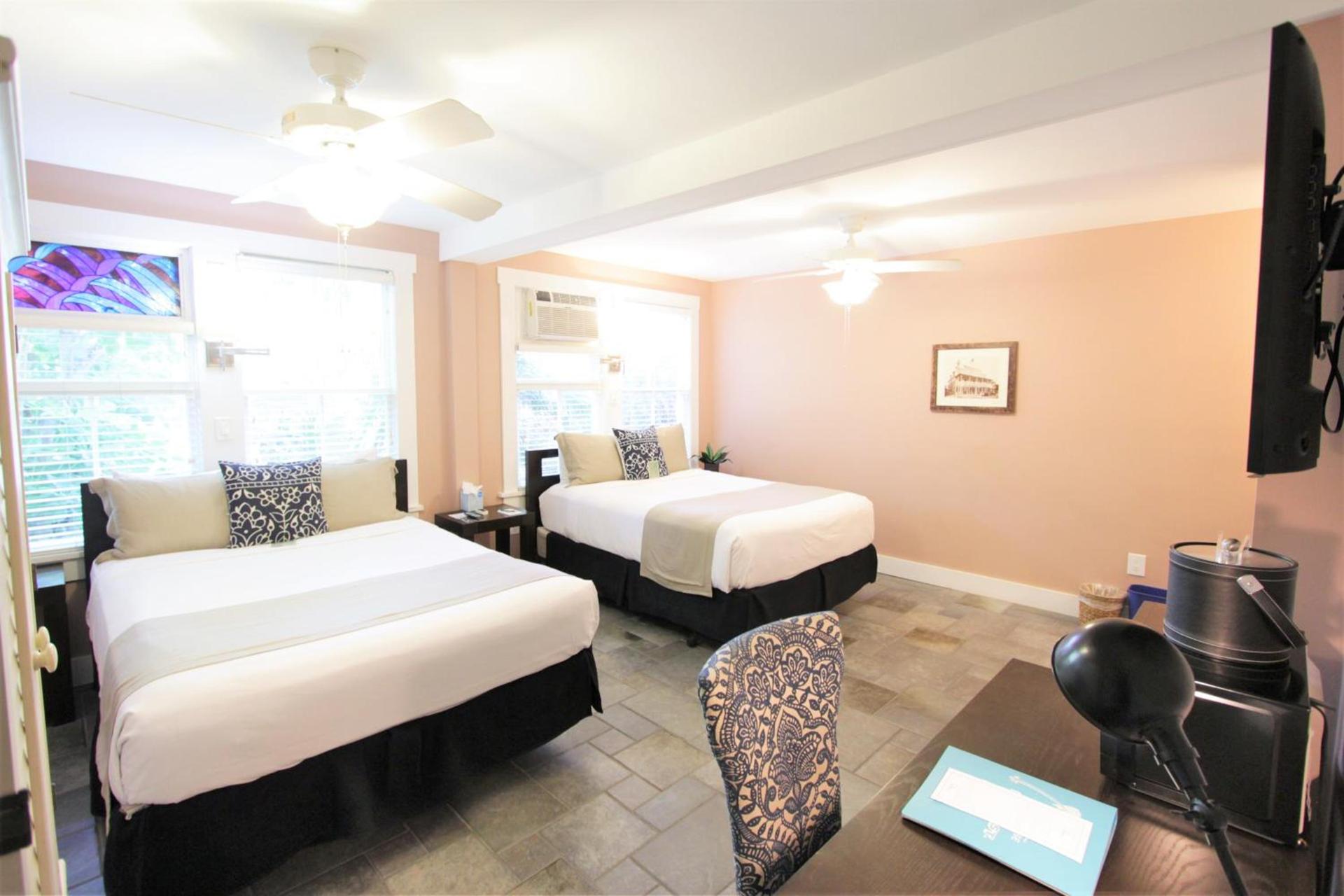 Eden House photo 14