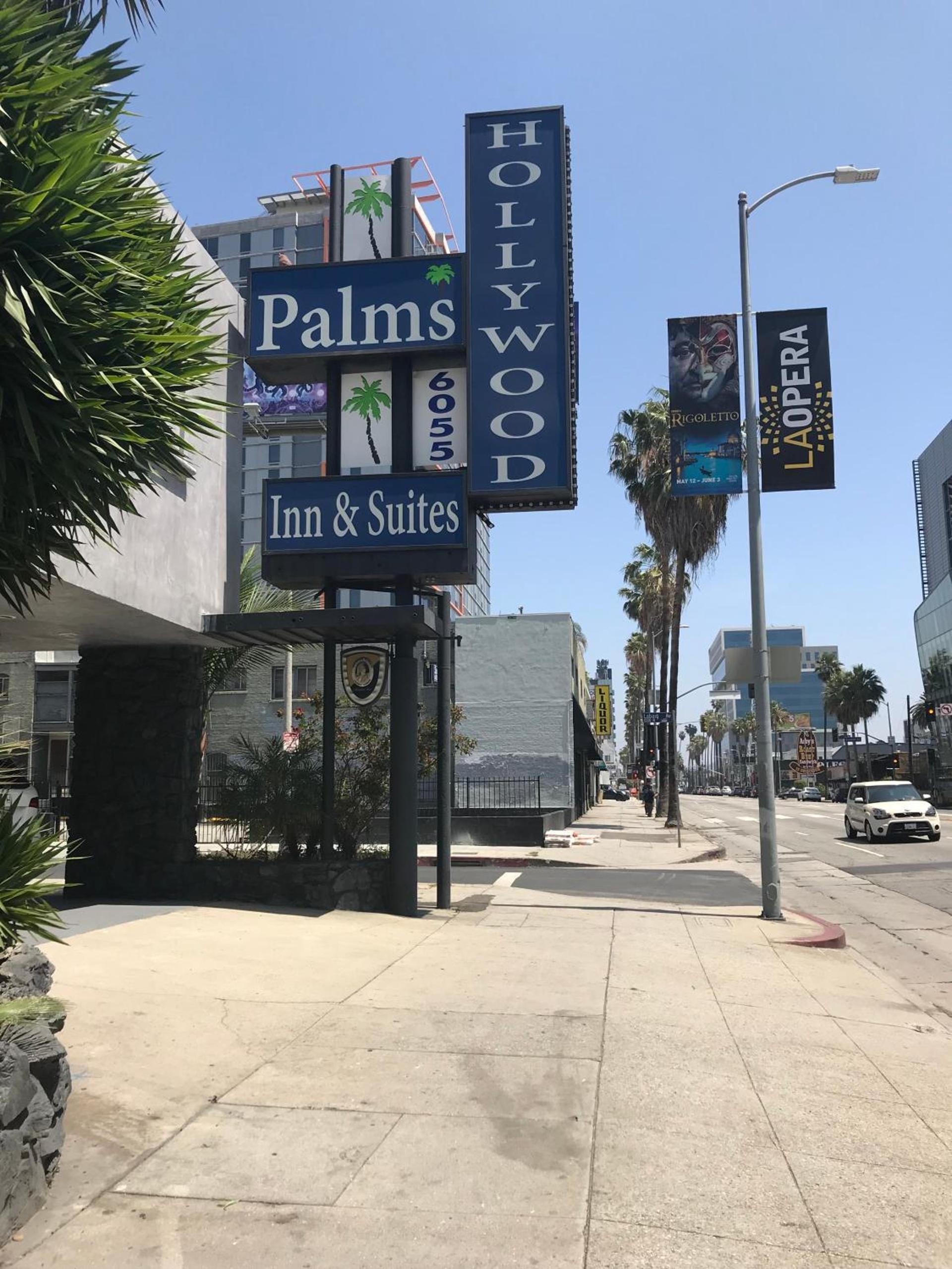 Hollywood Palms Inns & Suites photo 2