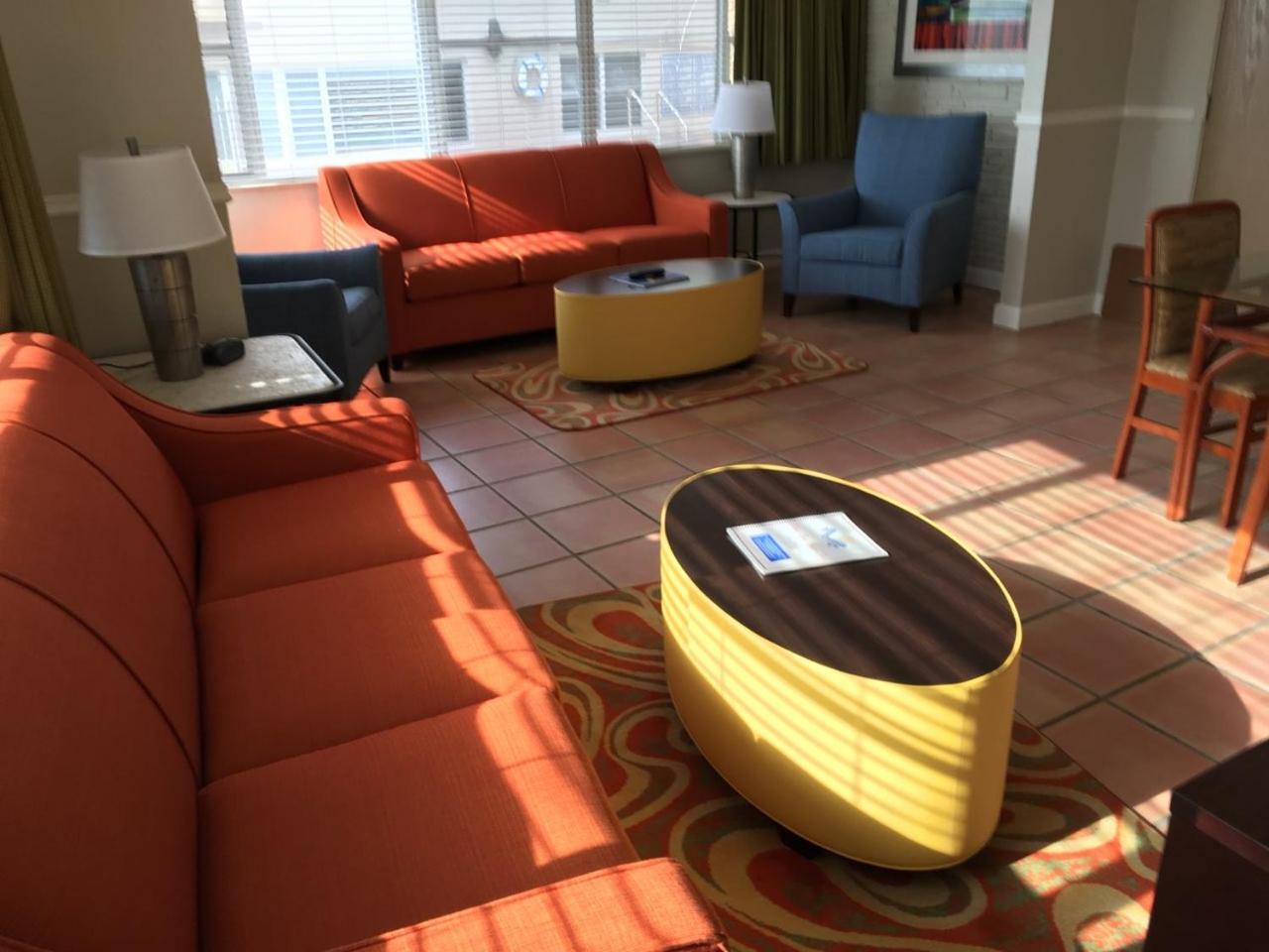 Silver Seas Beach Resort photo 8
