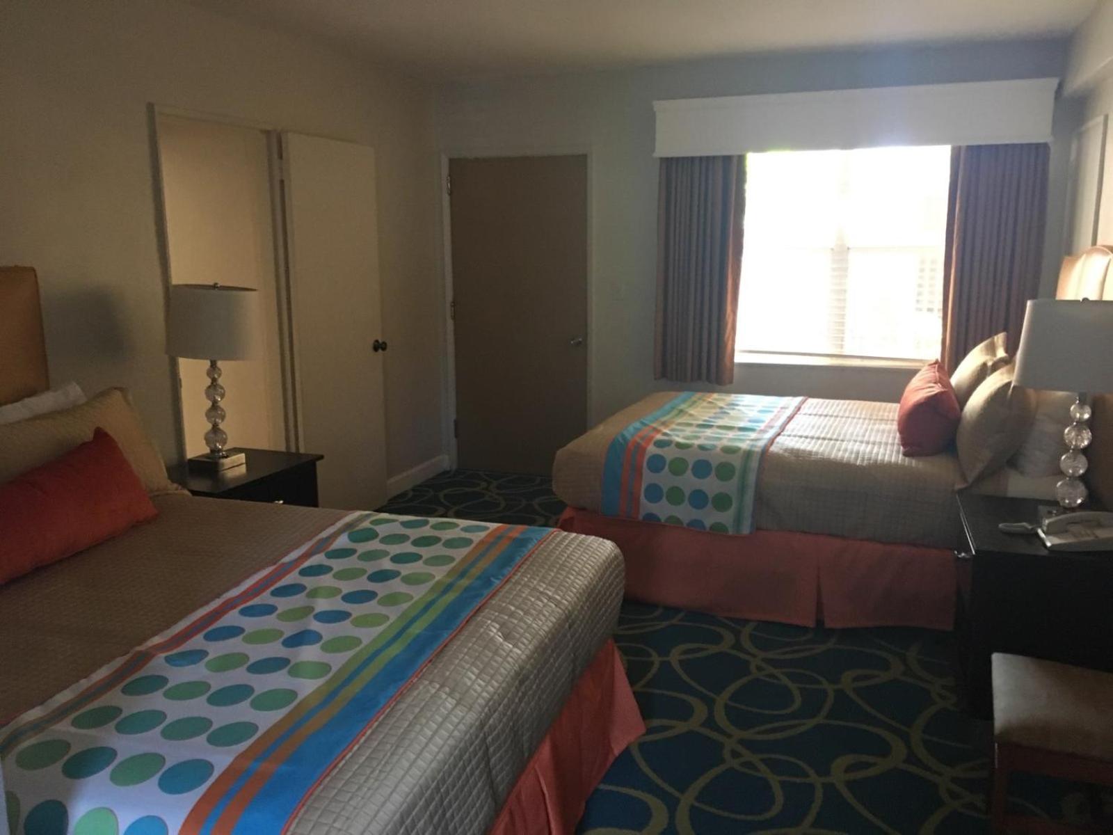 Silver Seas Beach Resort photo 12