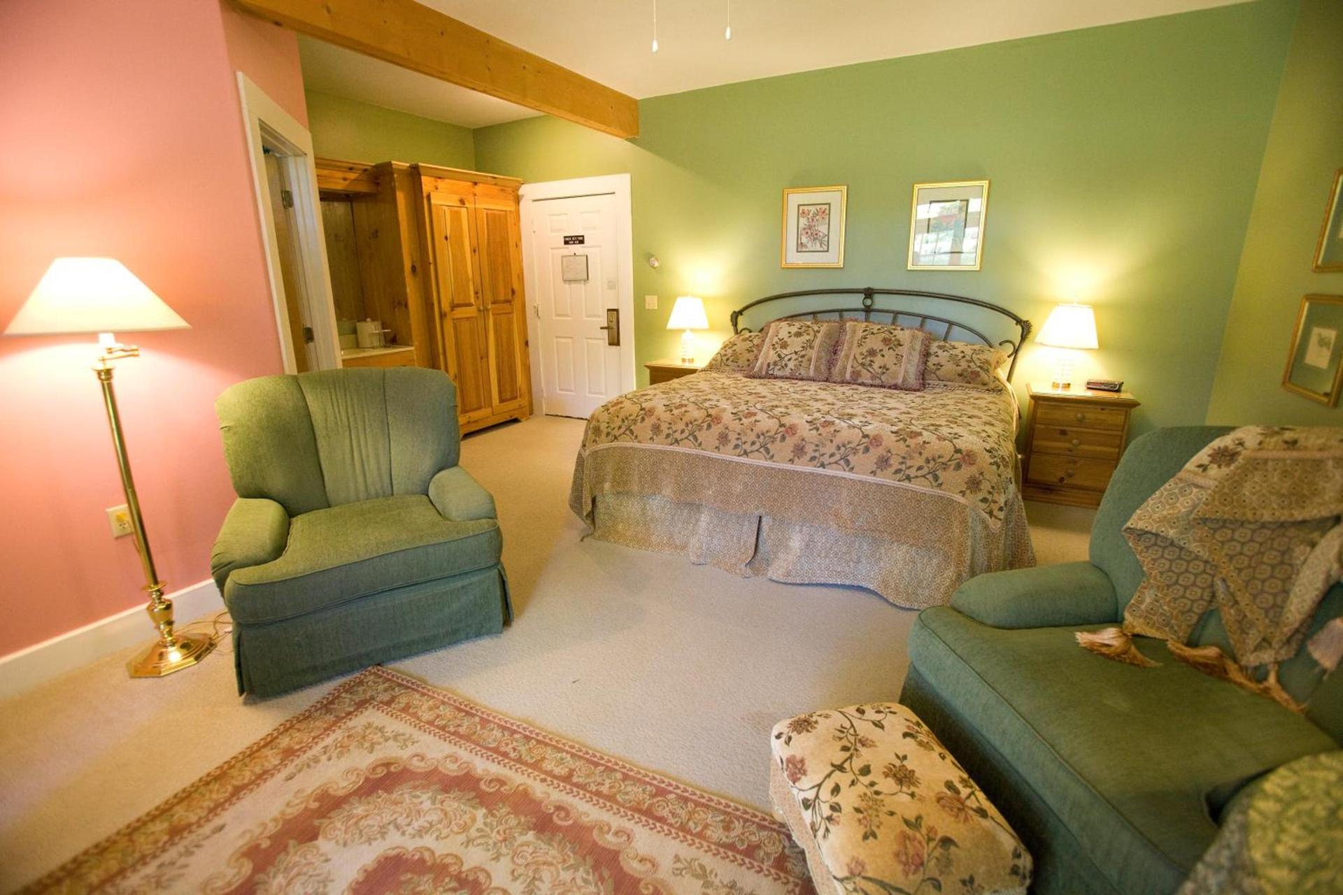 Highland Lake Inn & Resort - Flat Rock photo 99