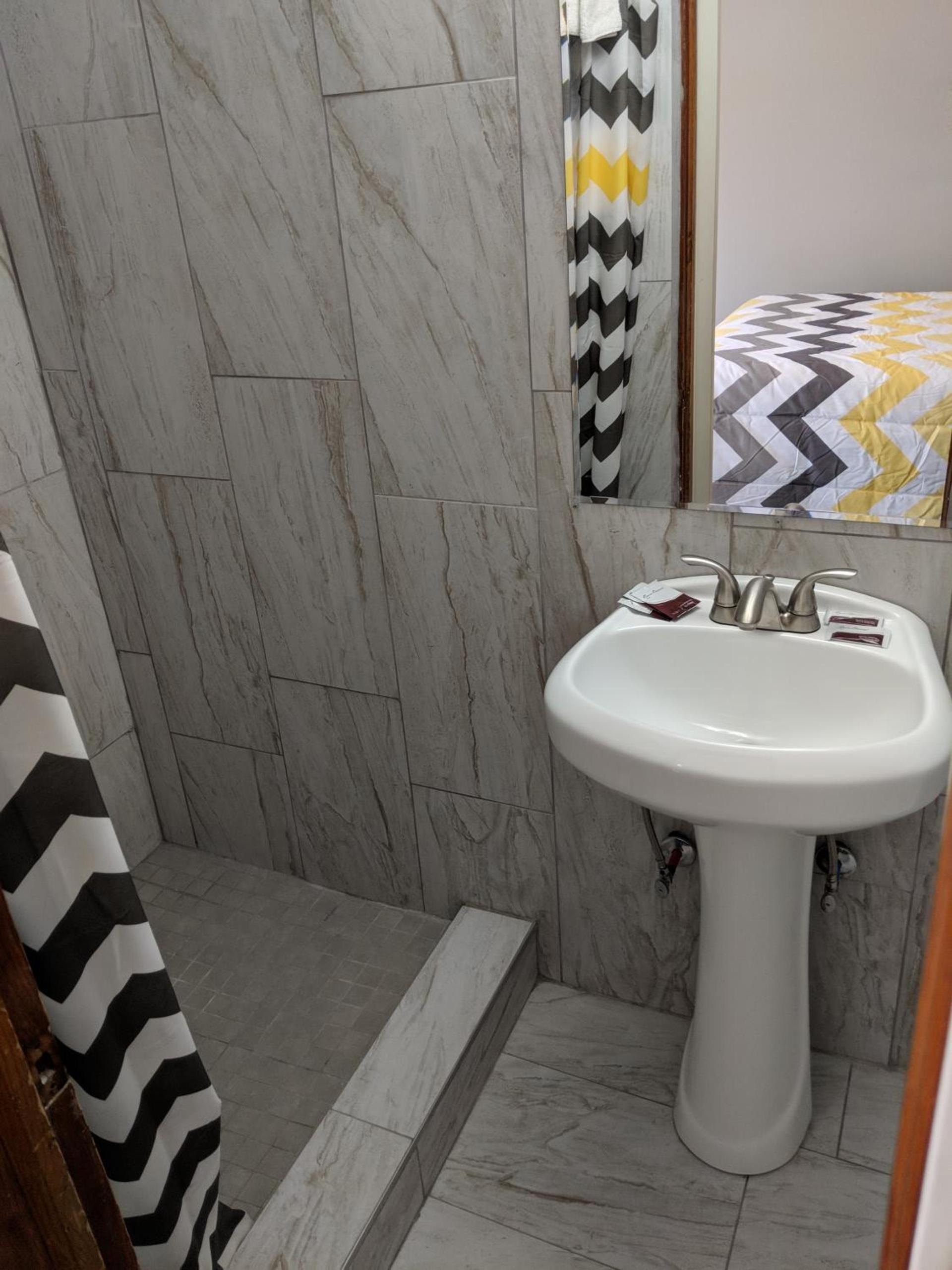 Belle Aire Motel photo 19