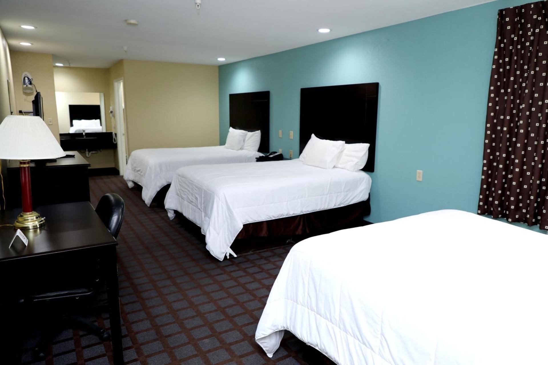 Ranger Inn & Suites photo 10