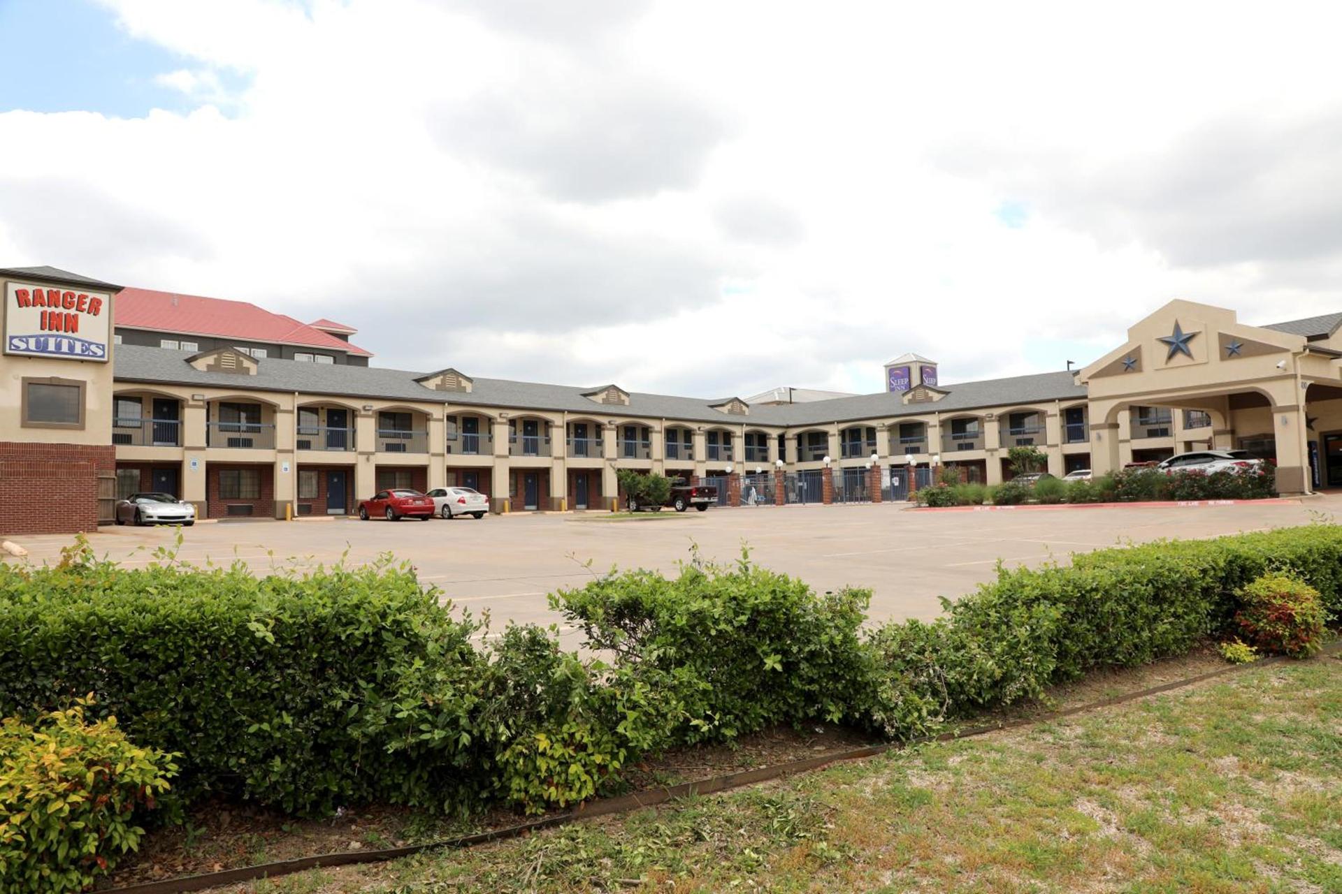 Ranger Inn & Suites photo 6