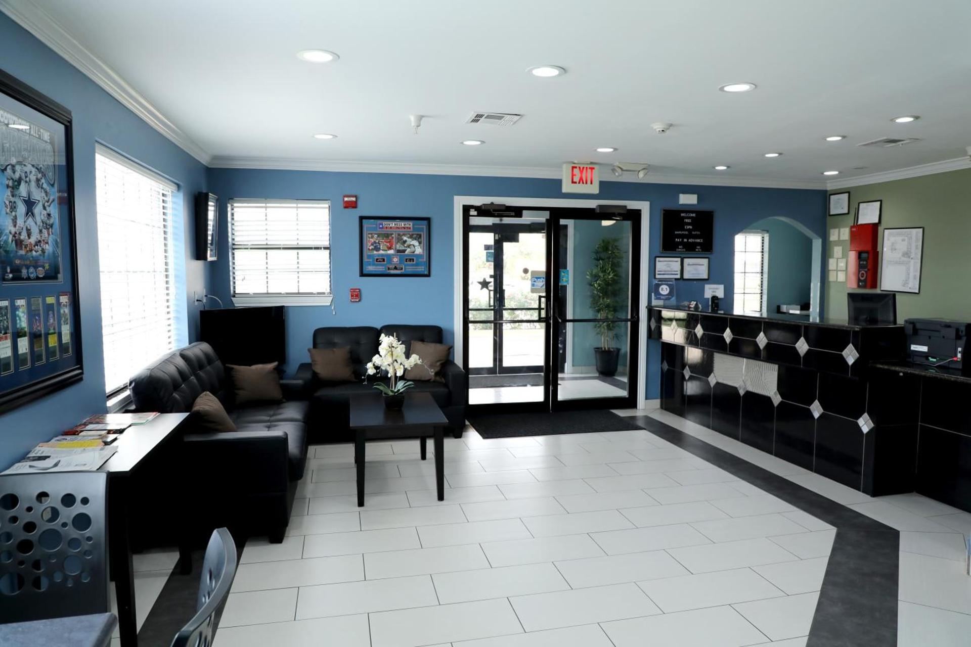 Ranger Inn & Suites photo 5