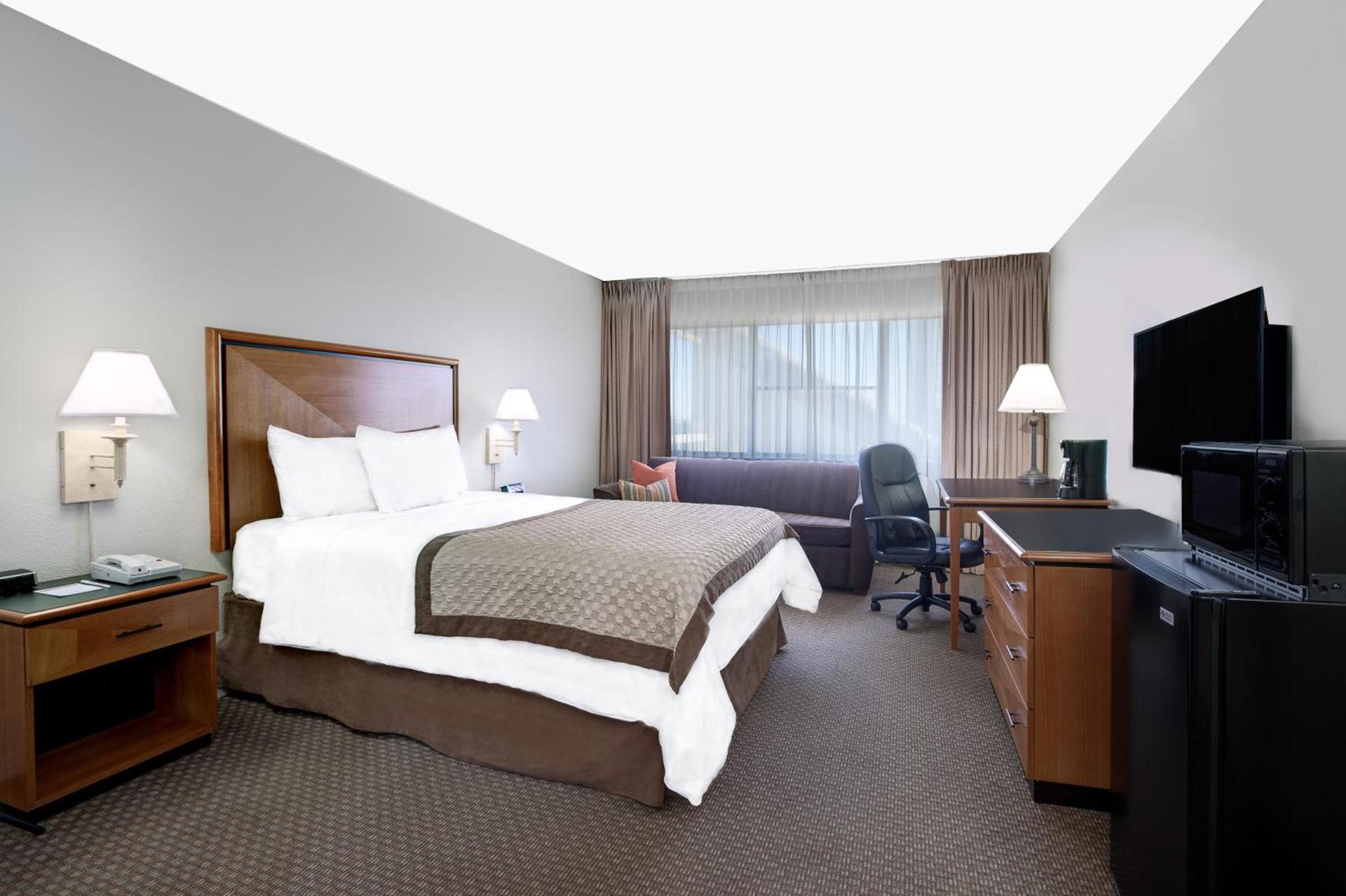 Value Suites Extended Stay - Arlington photo 13