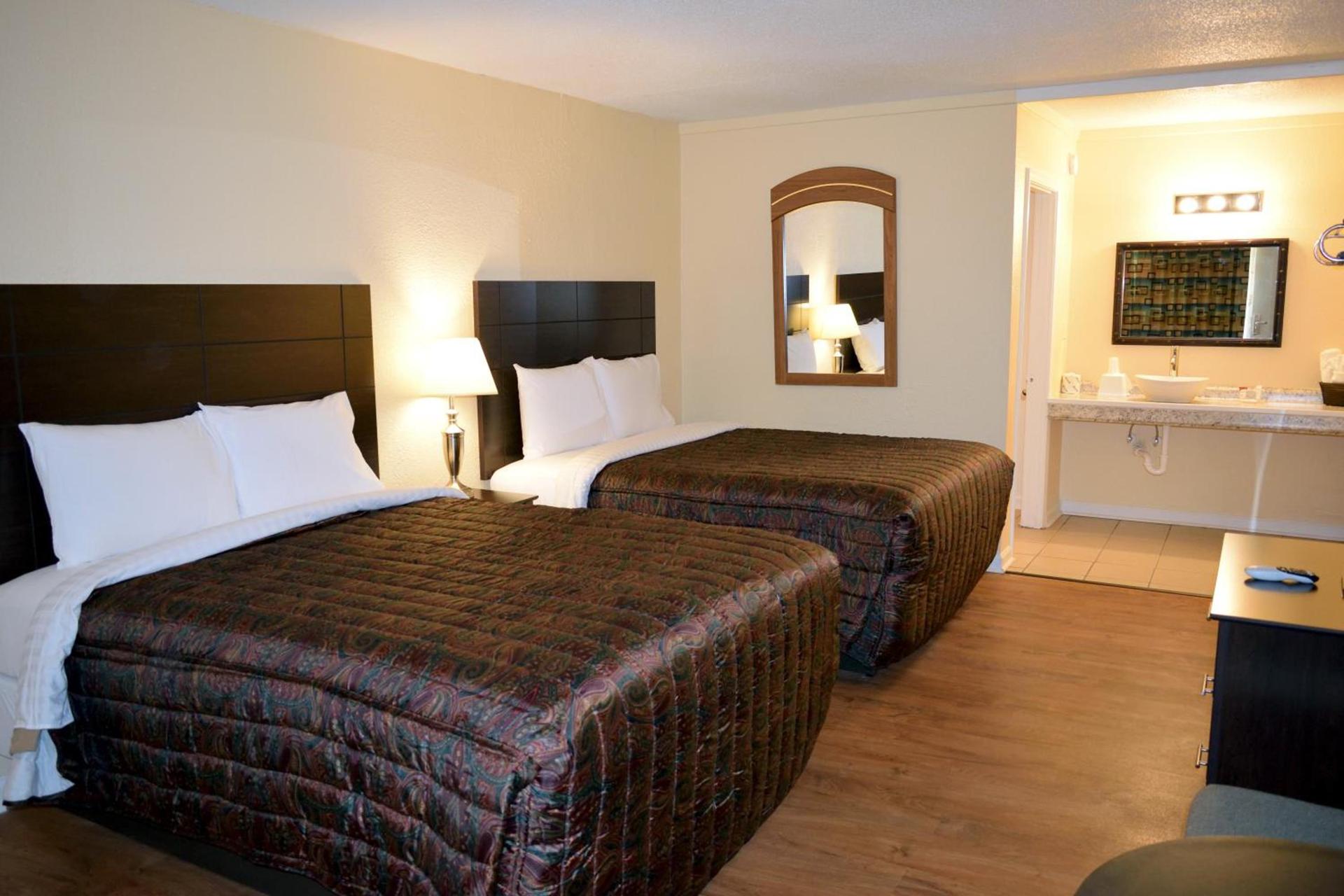Red Carpet Inn Battleboro photo 6