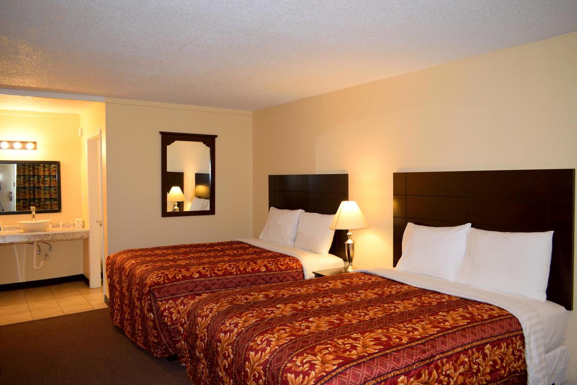 Red Carpet Inn Battleboro photo 23