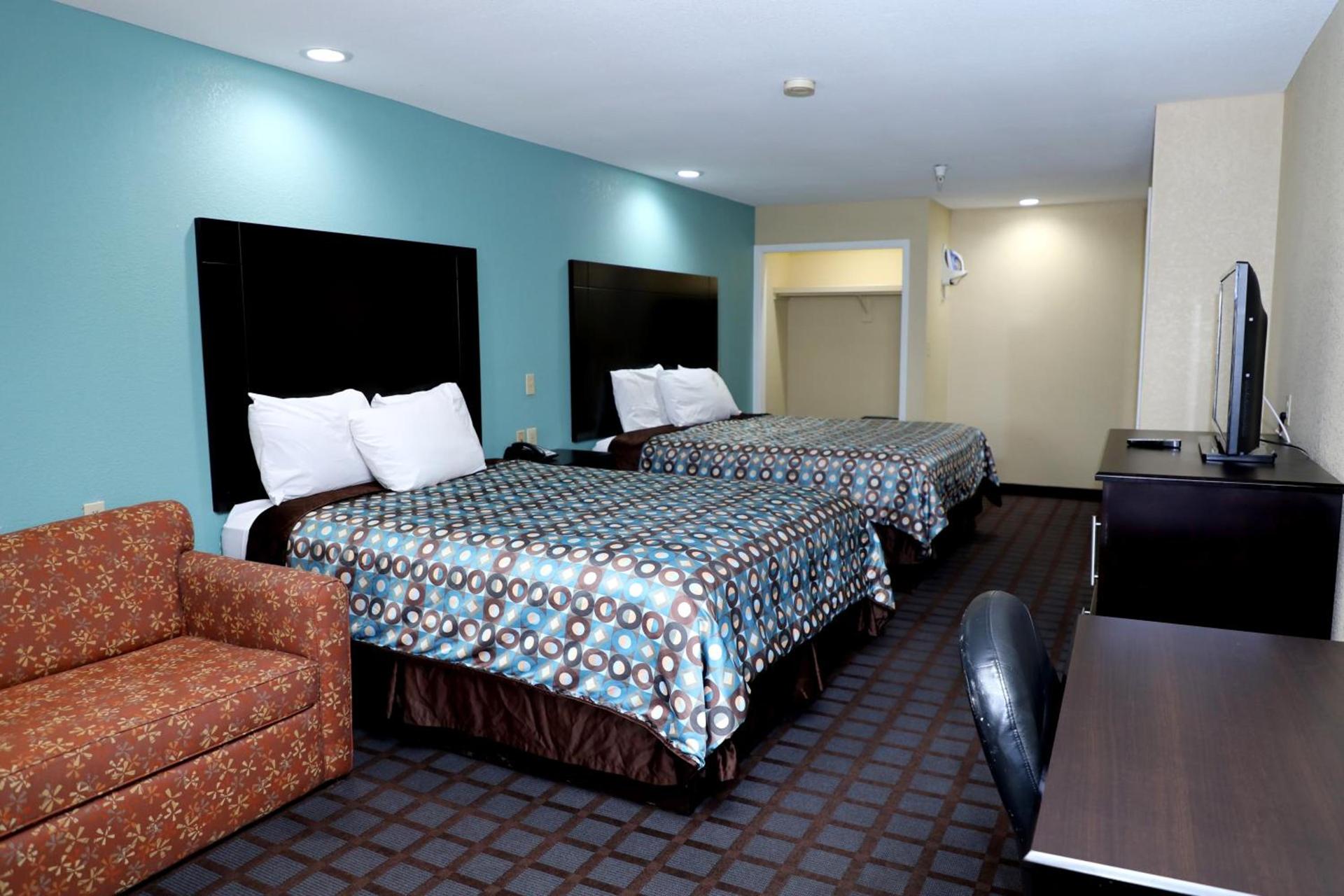 Ranger Inn & Suites photo 2