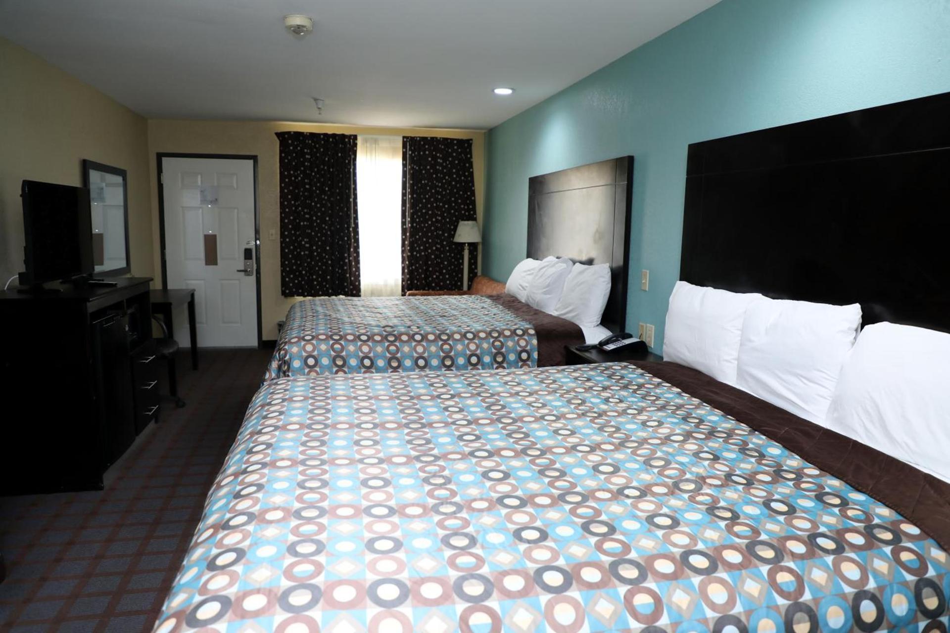 Ranger Inn & Suites photo 3