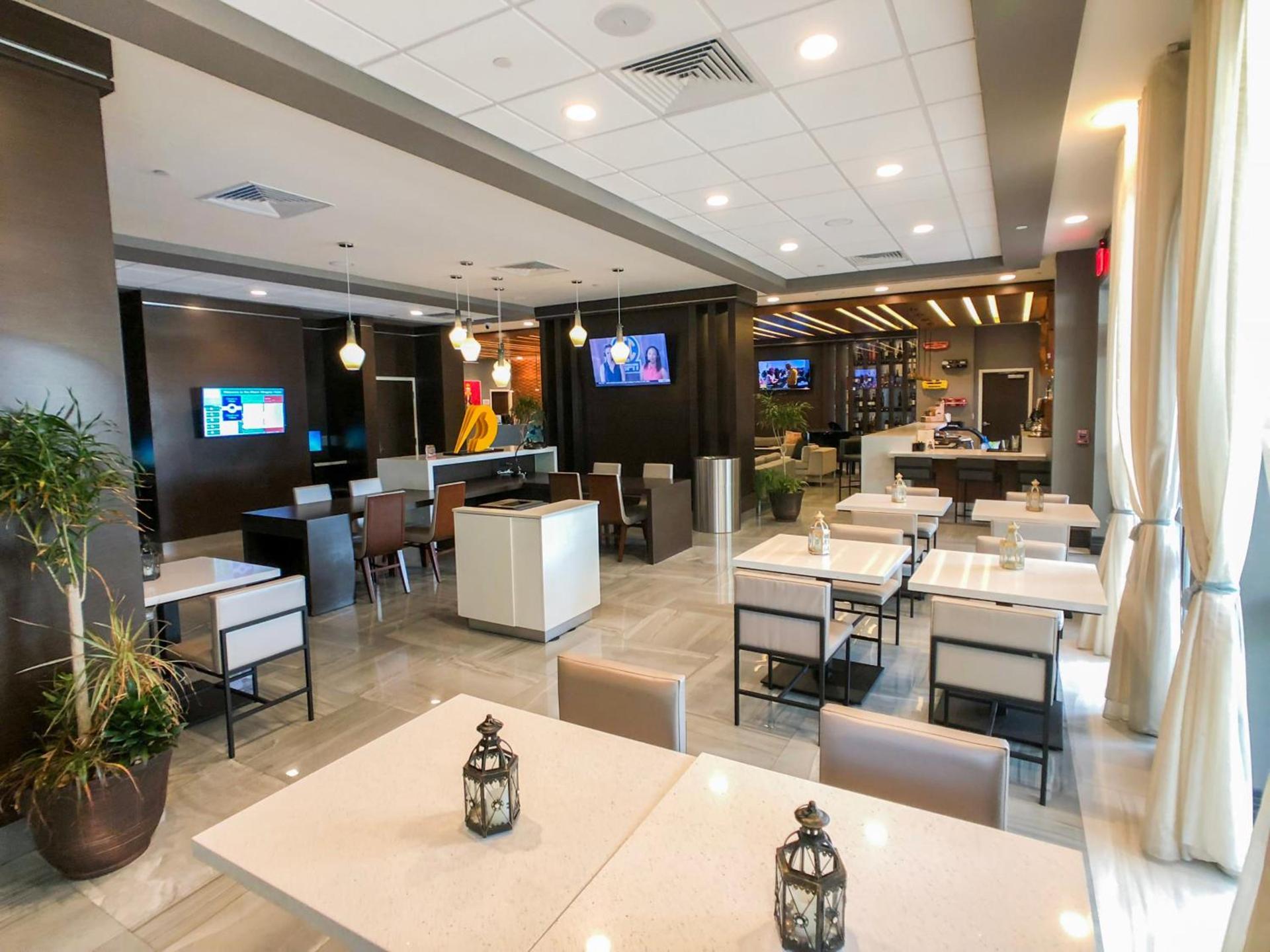 Wingate by Wyndham Miami Airport photo 5