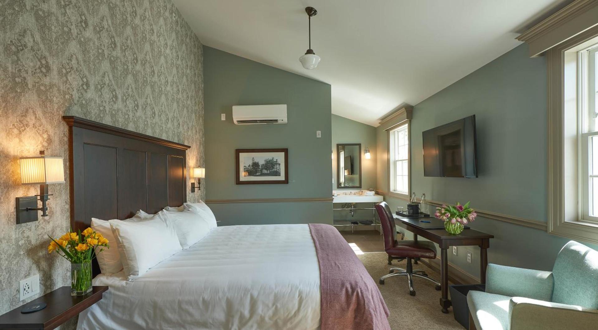 The Groton Inn photo 46