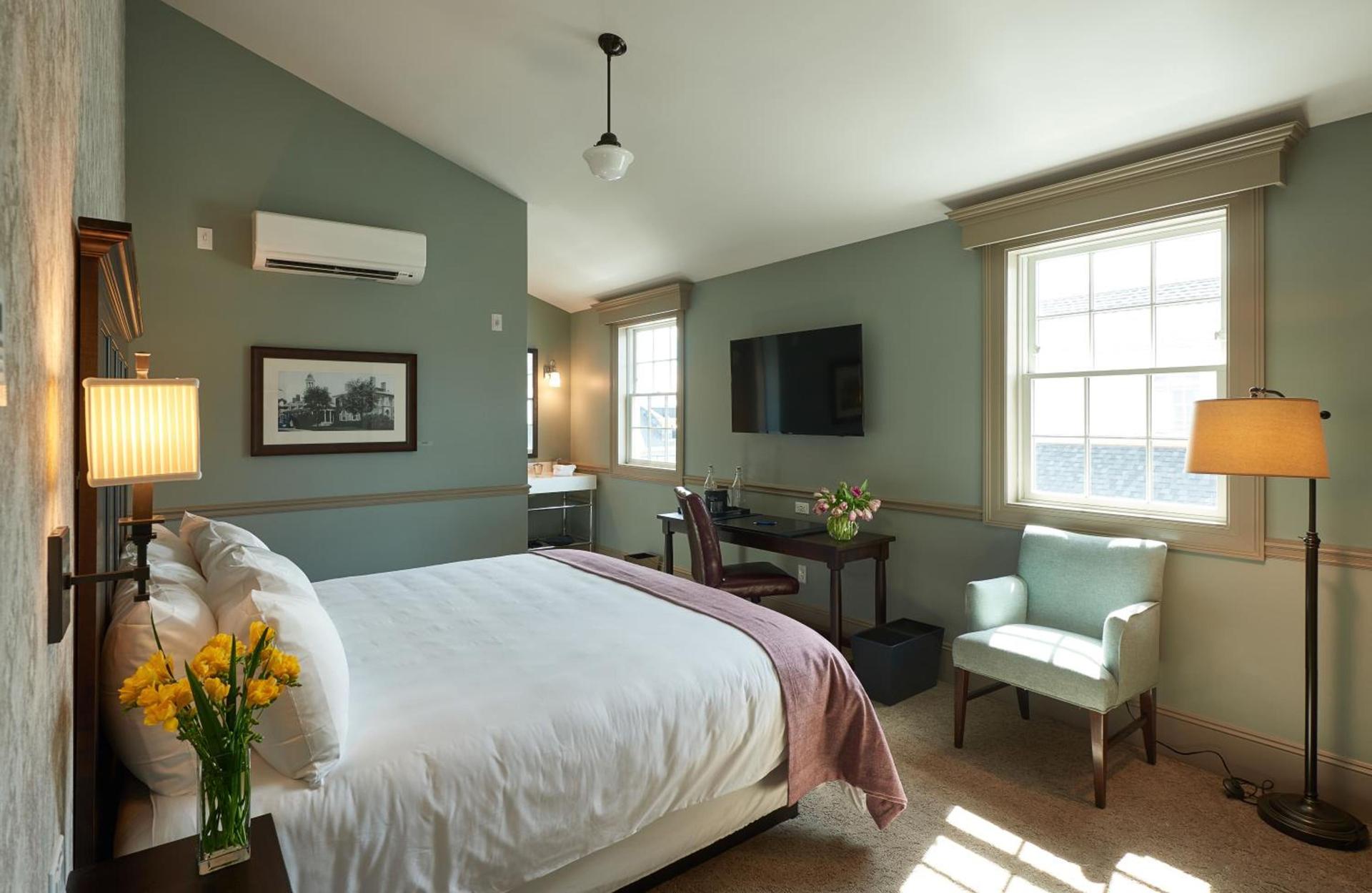 The Groton Inn photo 44