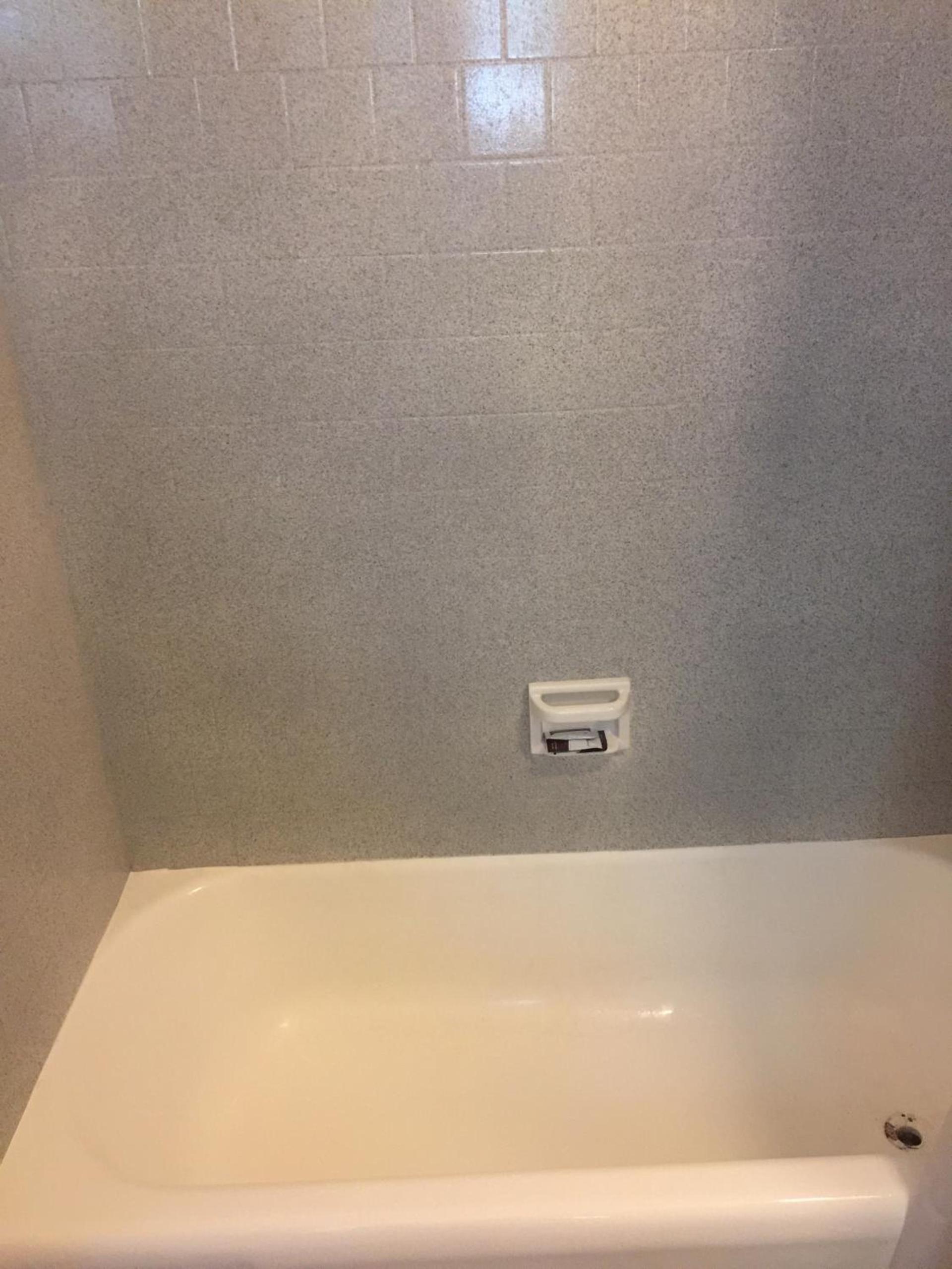 Frontier Motel photo 10