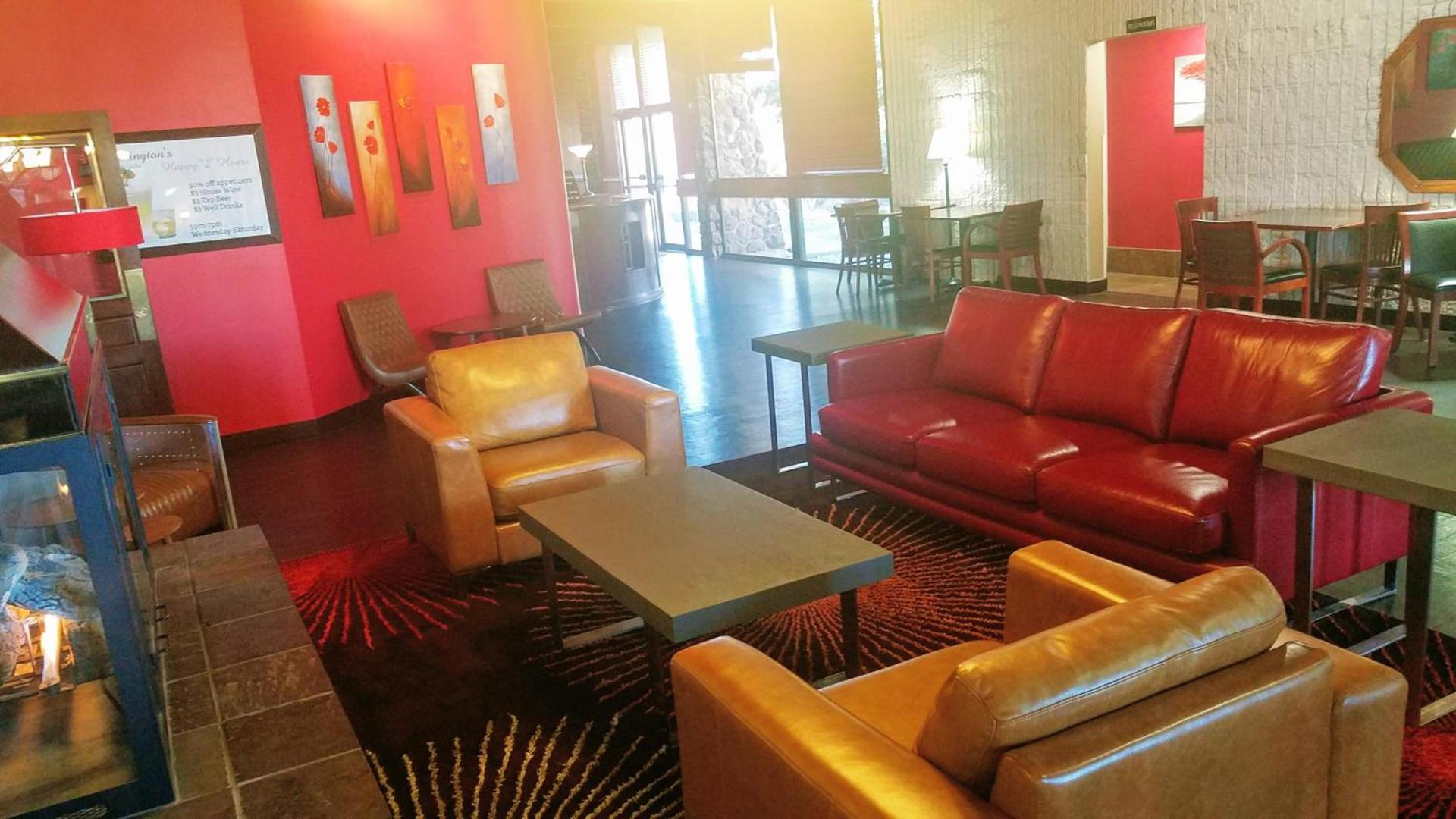 Ramada by Wyndham Spokane Airport photo 75