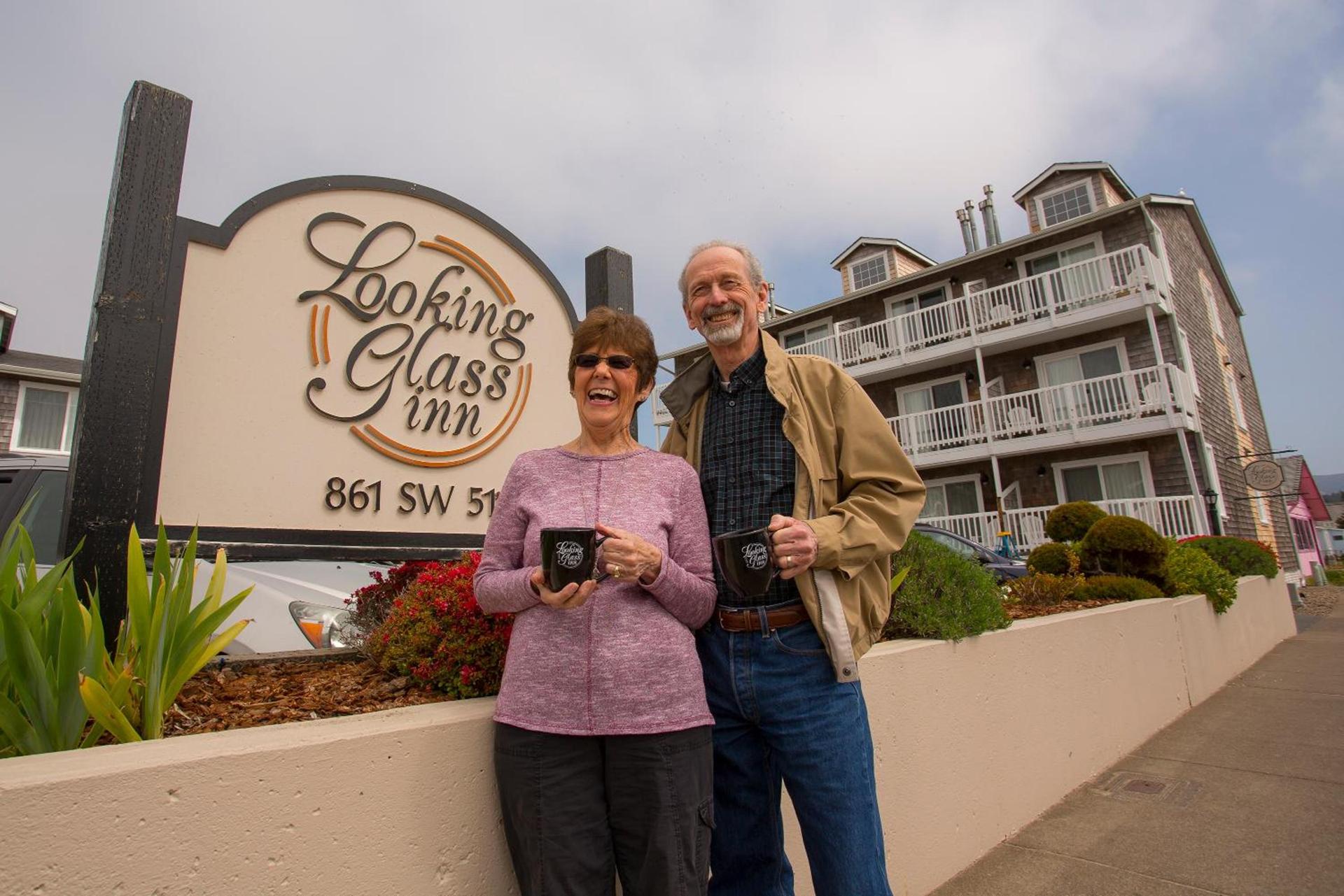 Looking Glass Inn photo 13