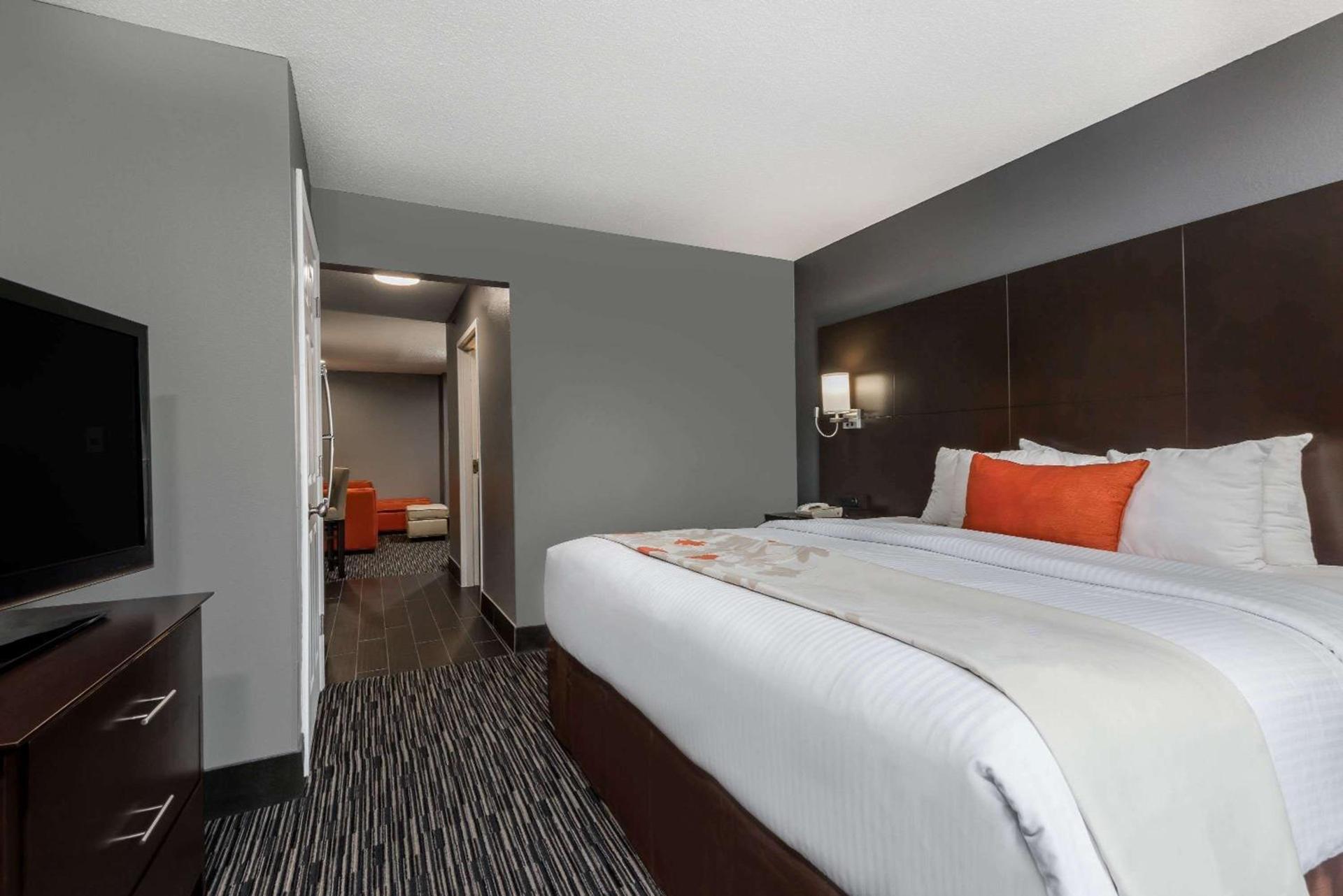 Hawthorn Extended Stay by Wyndham Columbus West photo 31