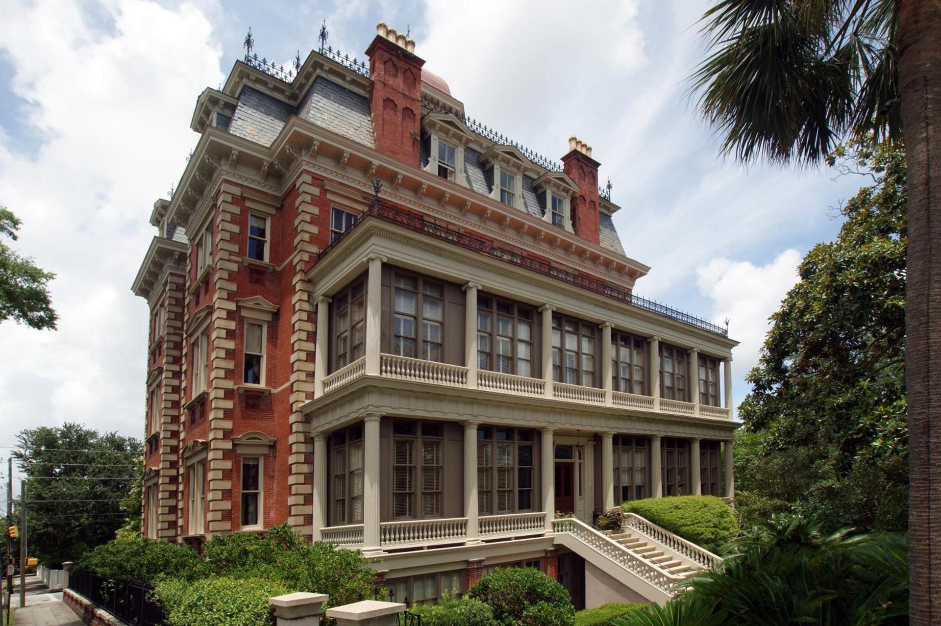 Wentworth Mansion photo 1
