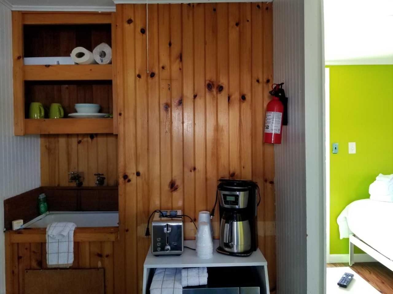 Lighthouse Cabins photo 6