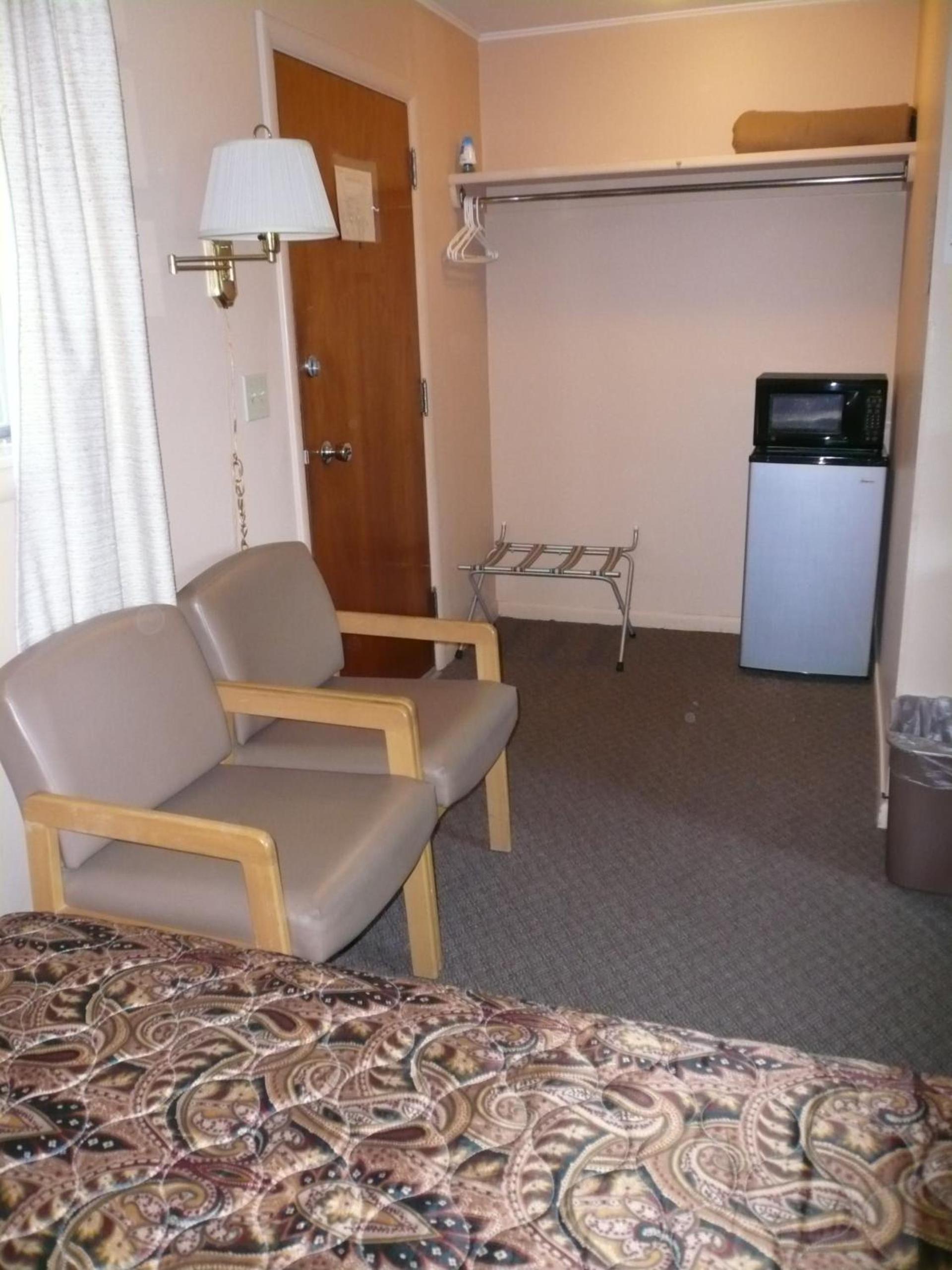 The Village Motel photo 7