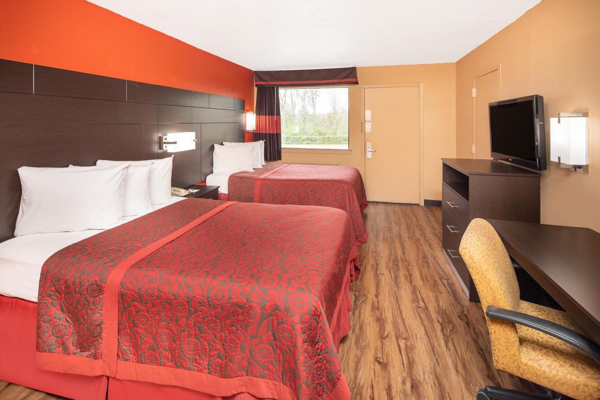 Days Inn by Wyndham Tupelo photo 20