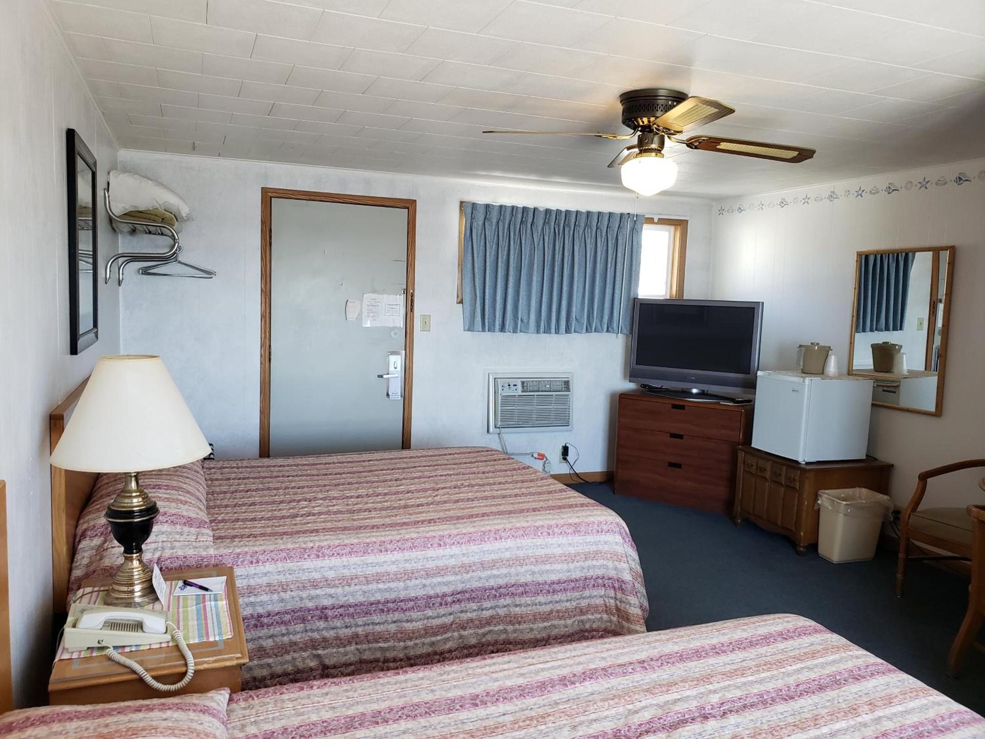 Algoma Beach Motel photo 8