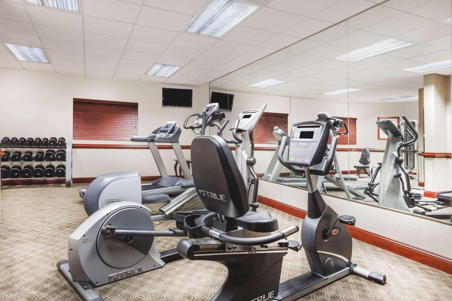 Lexington Expo Hotel by IHG photo 28