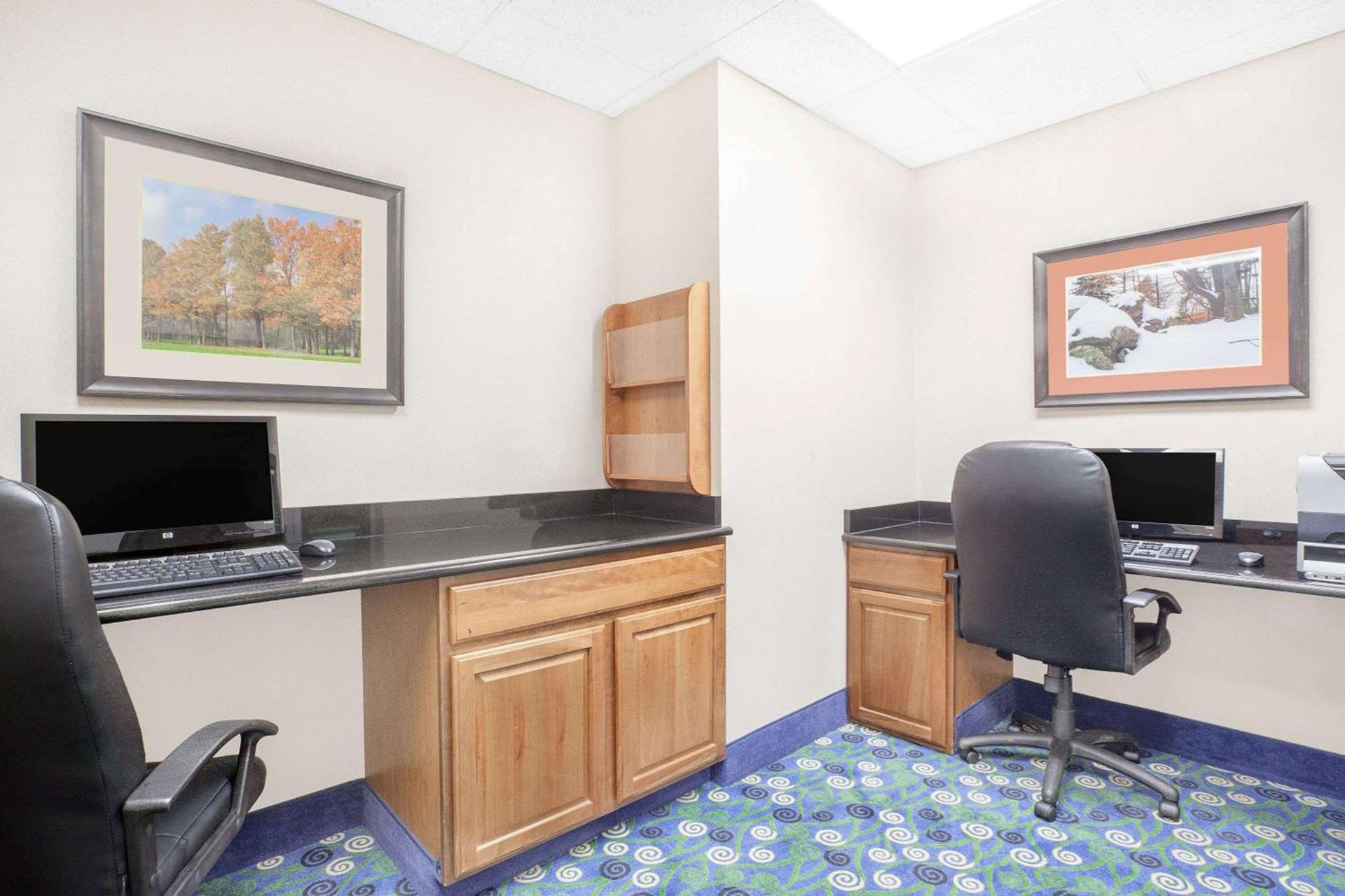 Wingate by Wyndham Ellicottville photo 14