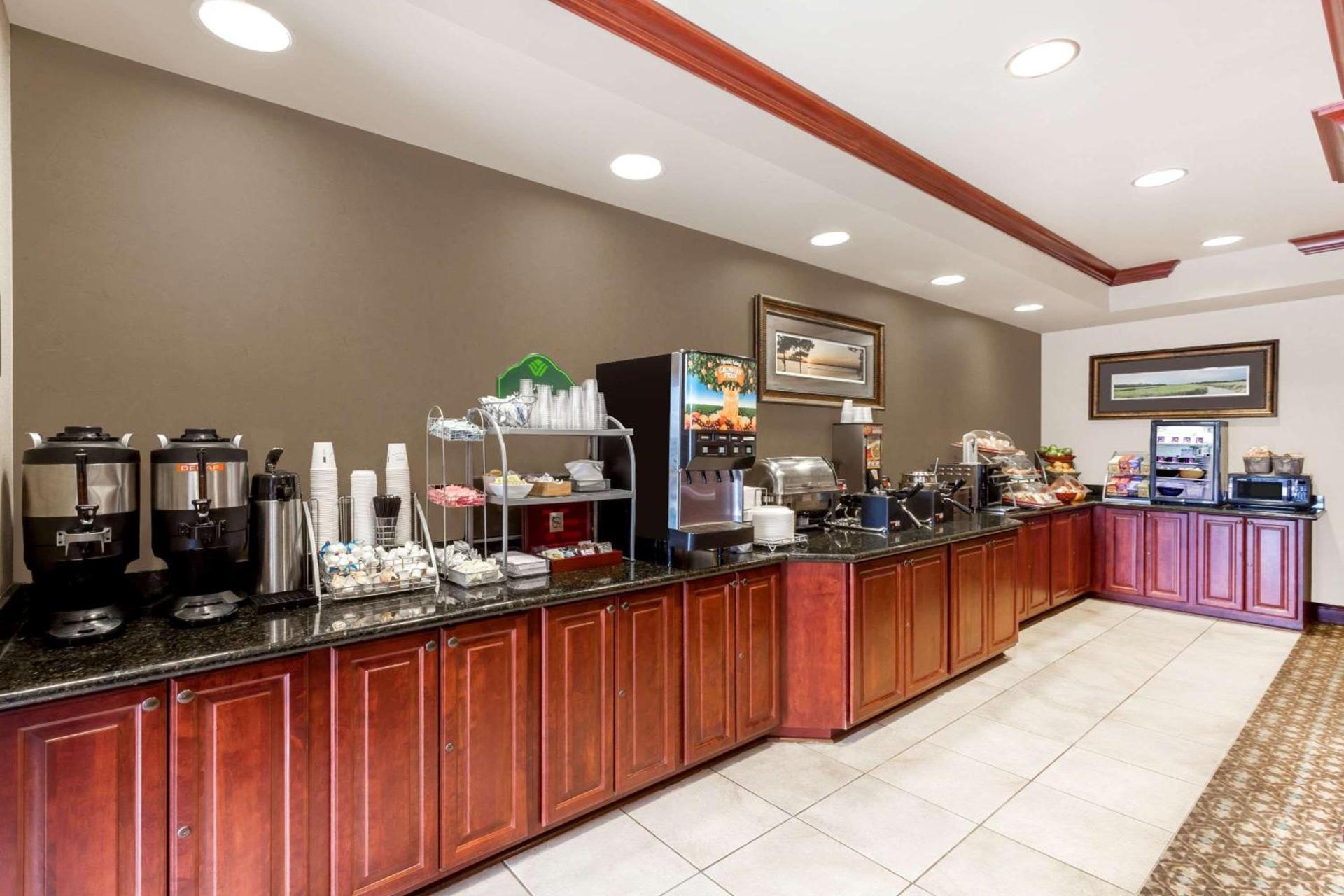 Lexington Expo Hotel by IHG photo 27