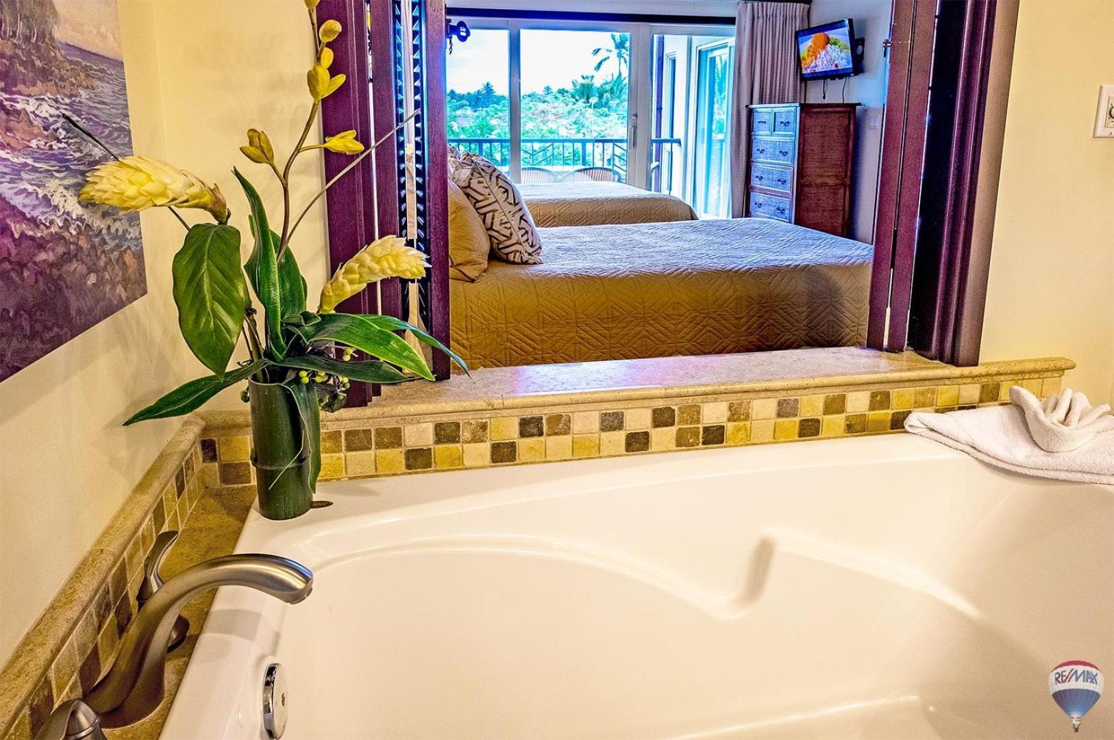 Waipouli Beach Resort E-205 photo 22