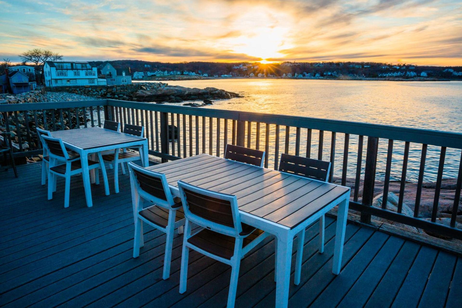 Bearskin Neck Motor Lodge photo 5