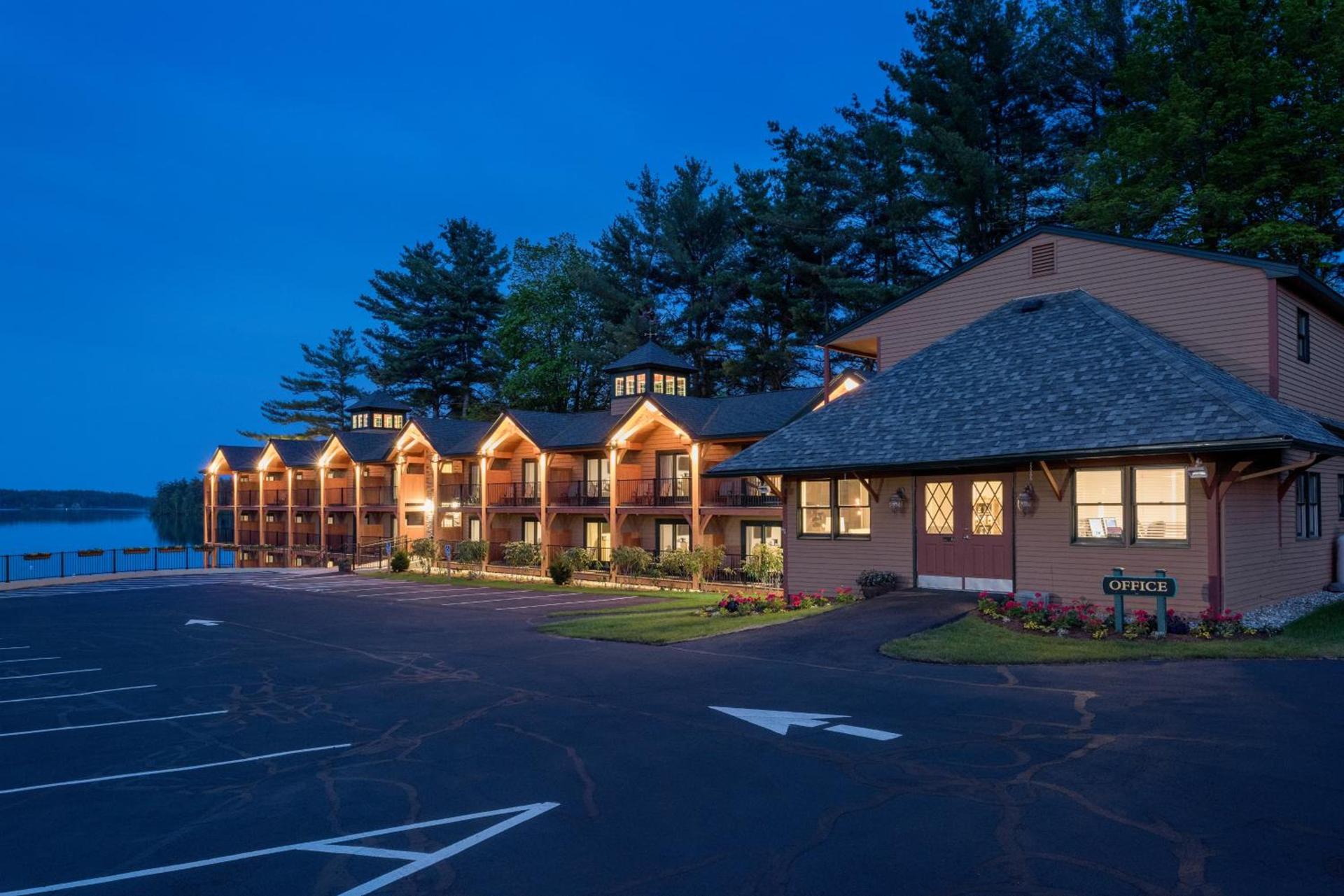 Center Harbor Inn photo 18