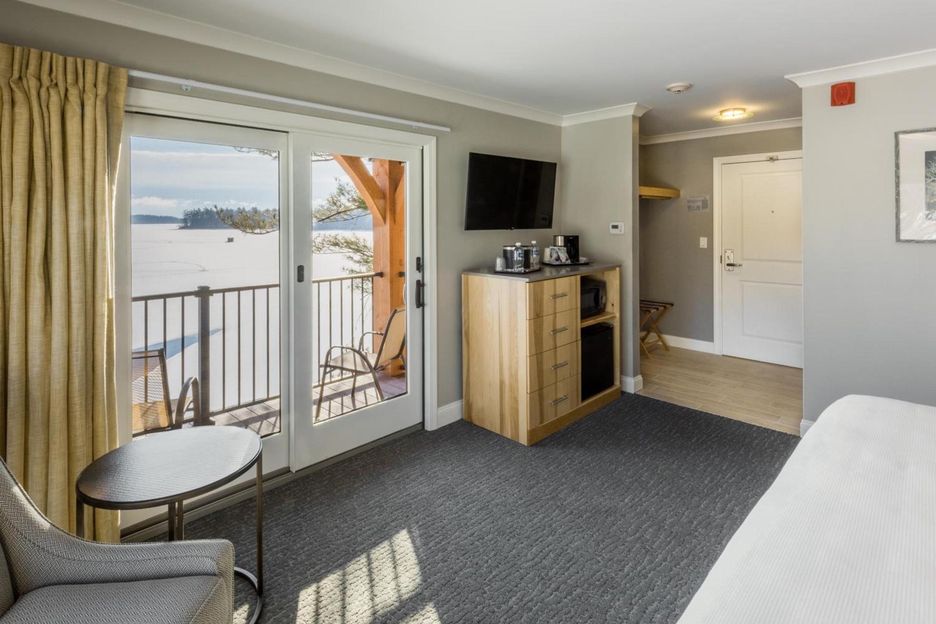 Center Harbor Inn photo 32