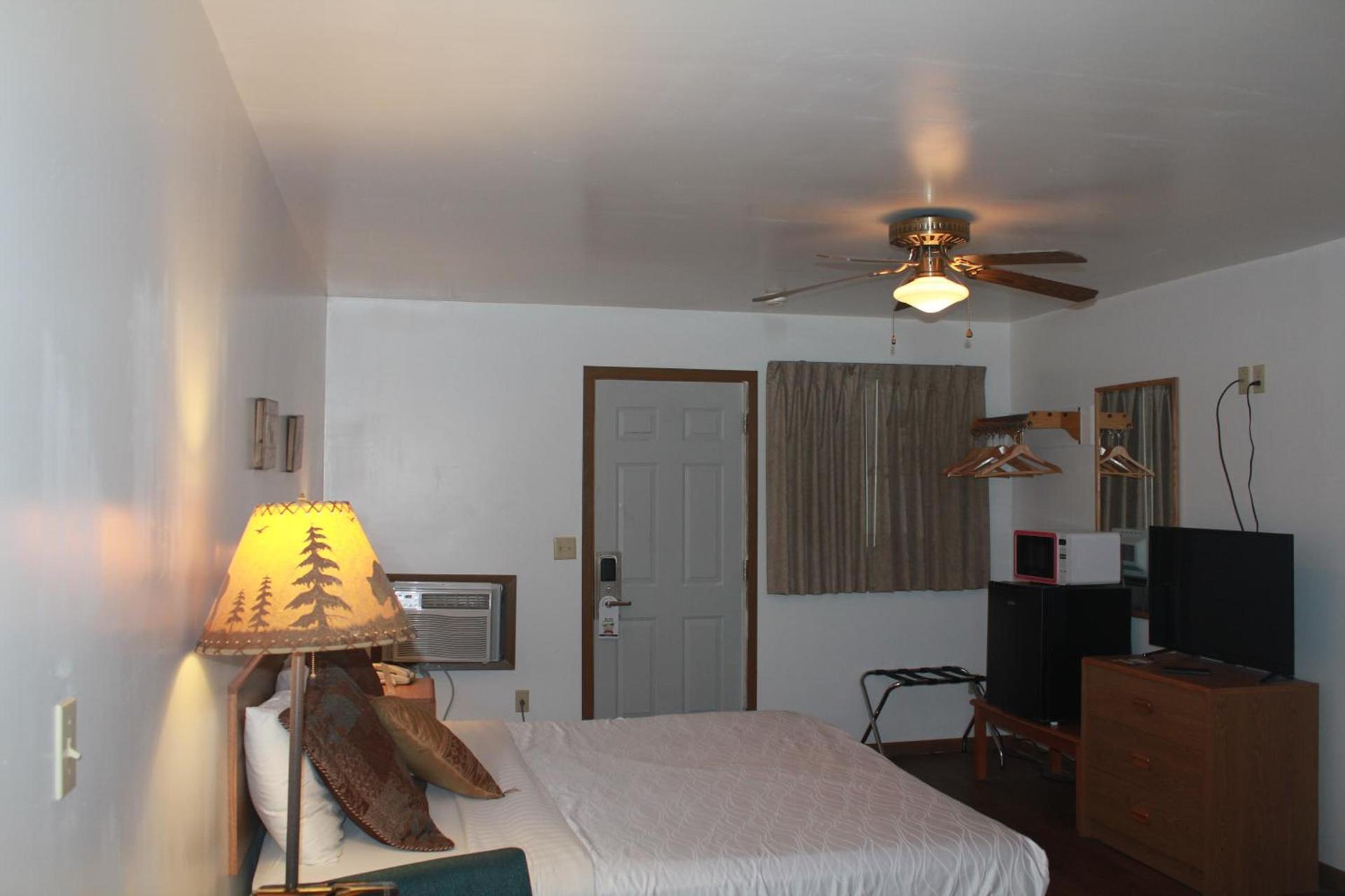 The Brookside Motel Keystone Near Mt Rushmore photo 30