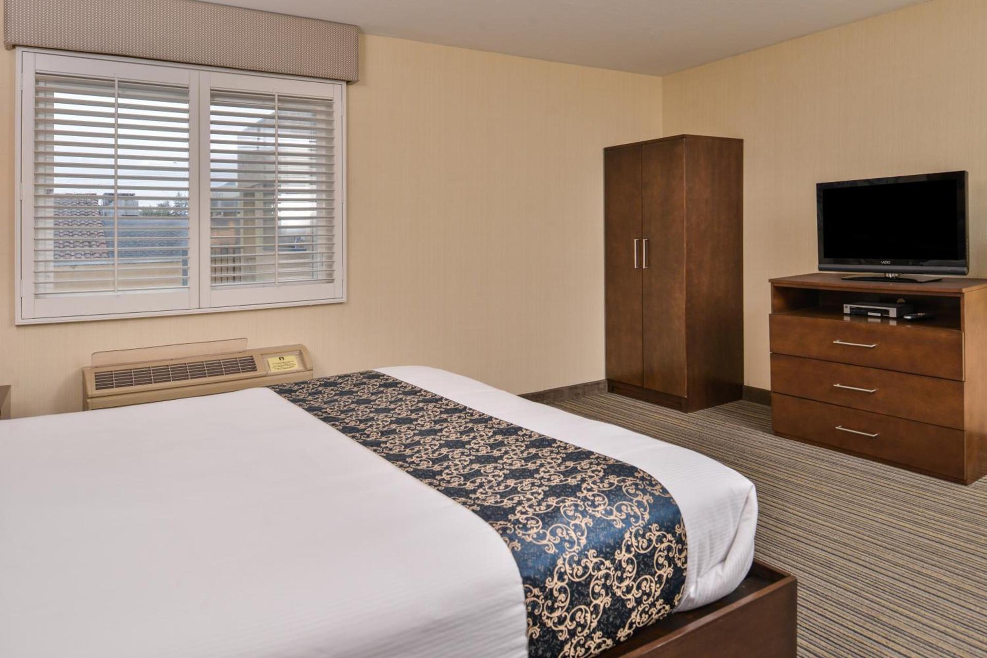 Good Living Inn photo 31