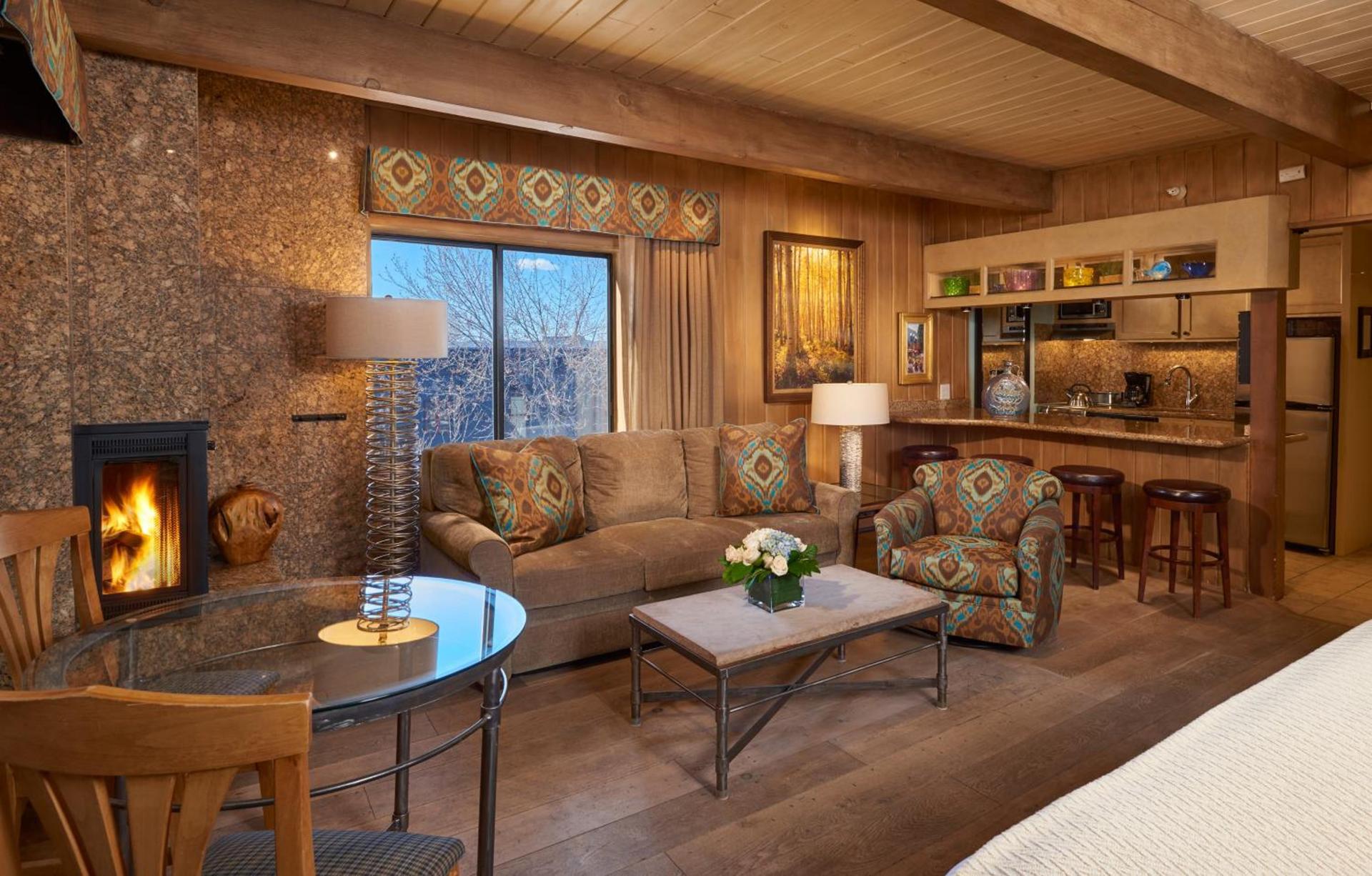 Aspen Square Condominium Hotel photo 81