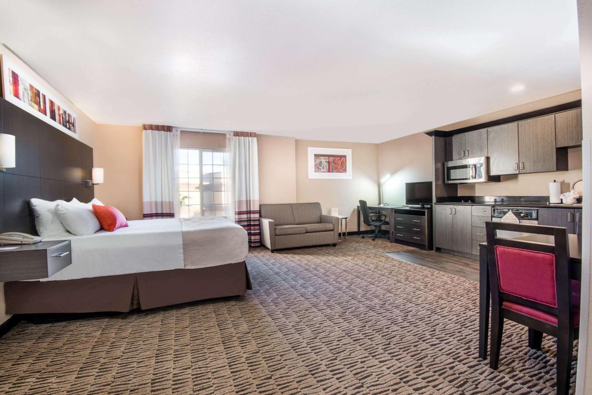 Hawthorn Suites Las Vegas photo 55
