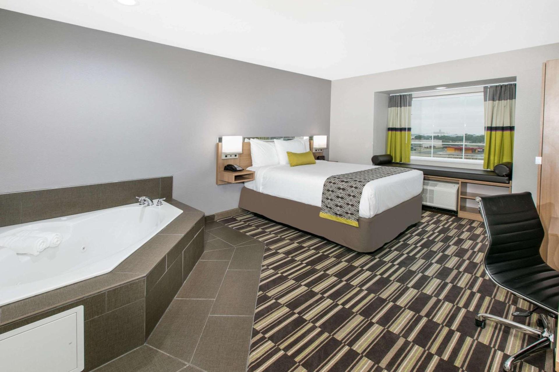 Microtel Inn & Suites by Wyndham Lubbock photo 44