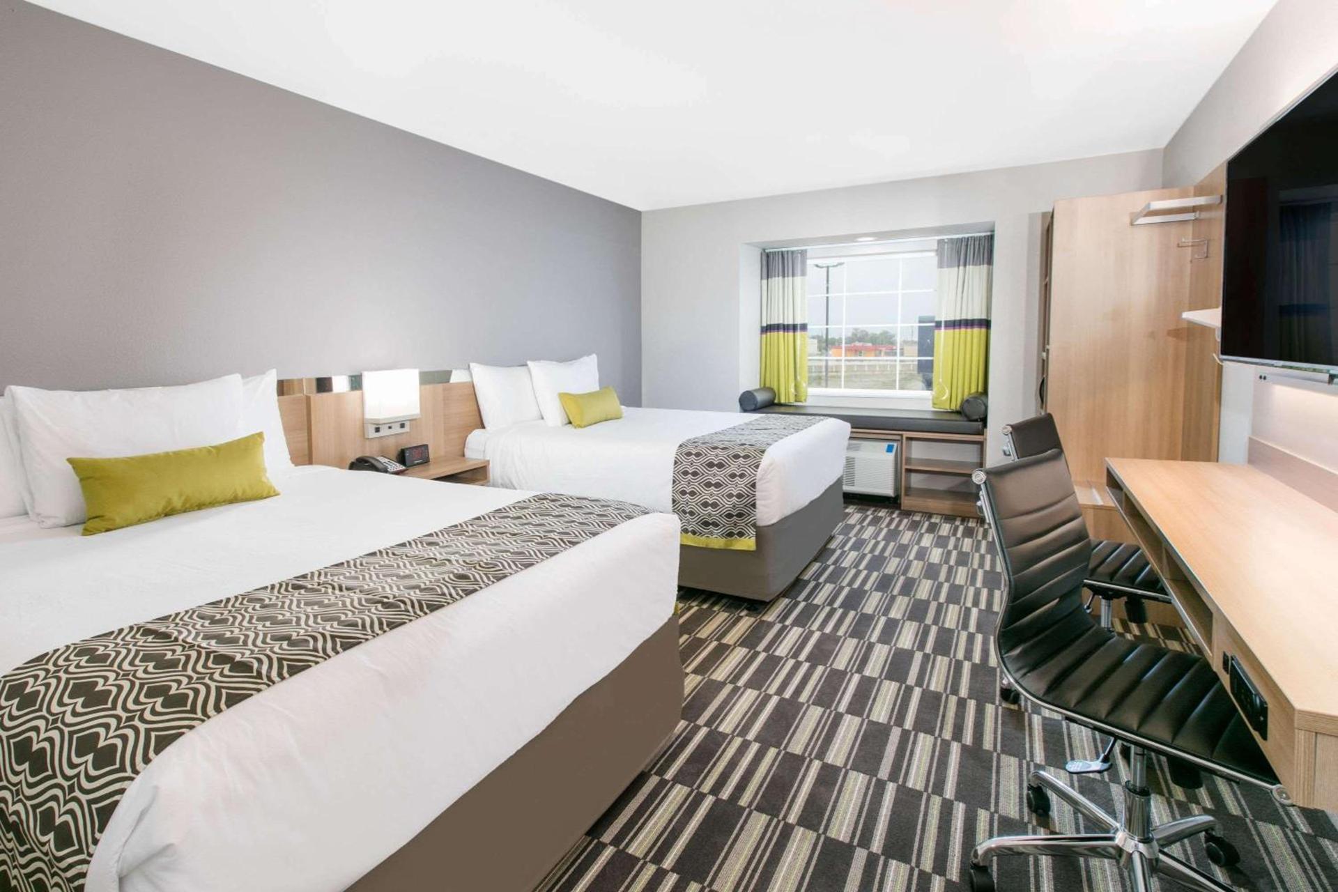 Microtel Inn & Suites by Wyndham Lubbock photo 38