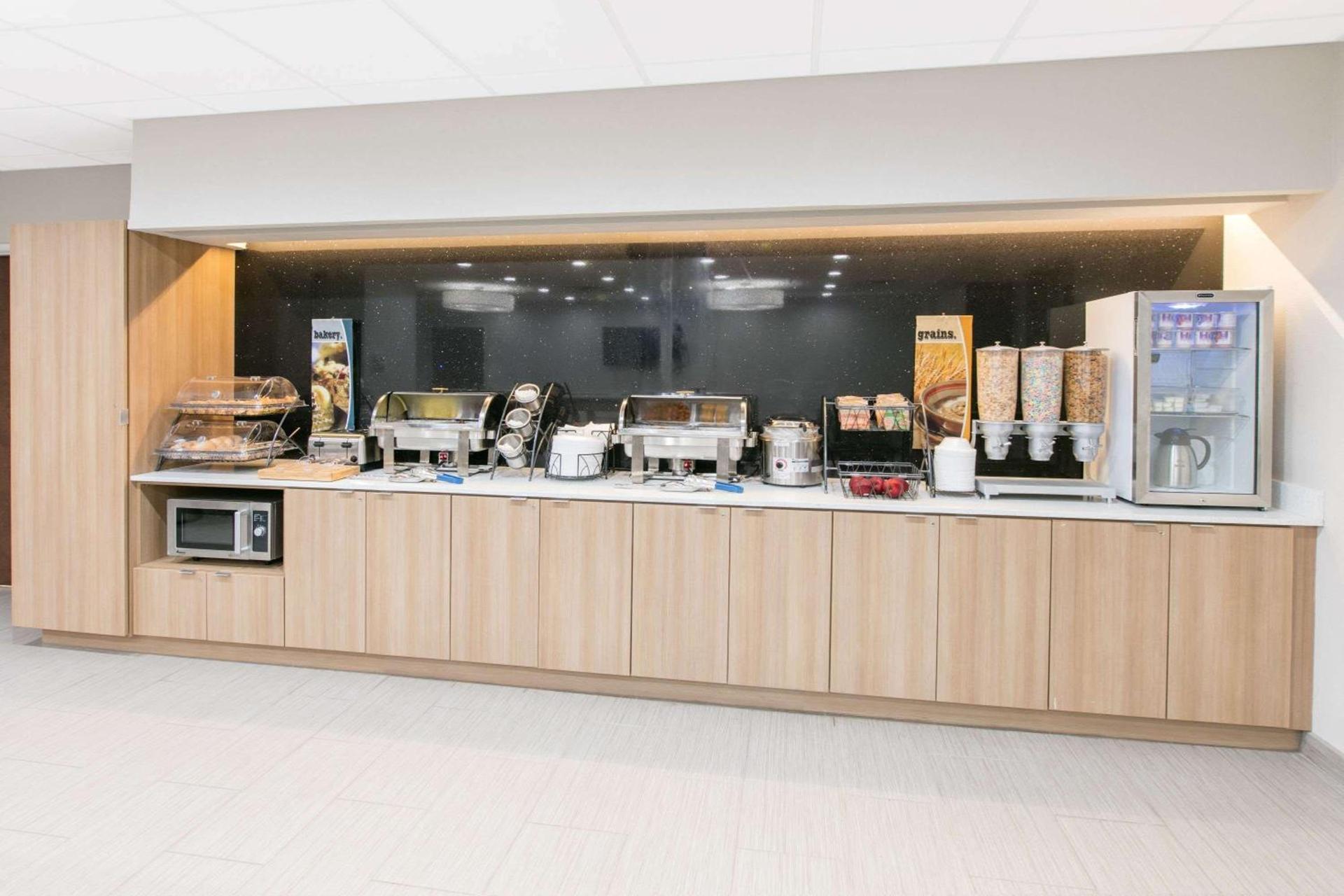 Microtel Inn & Suites by Wyndham Lubbock photo 37