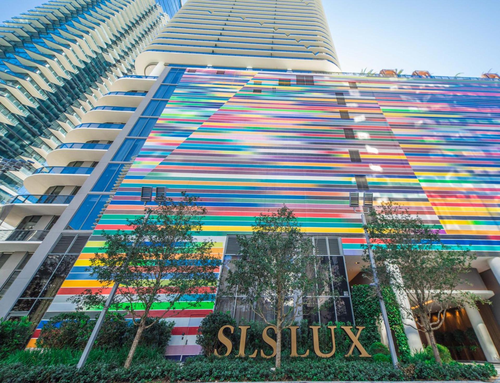 SLS LUX Brickell photo 12