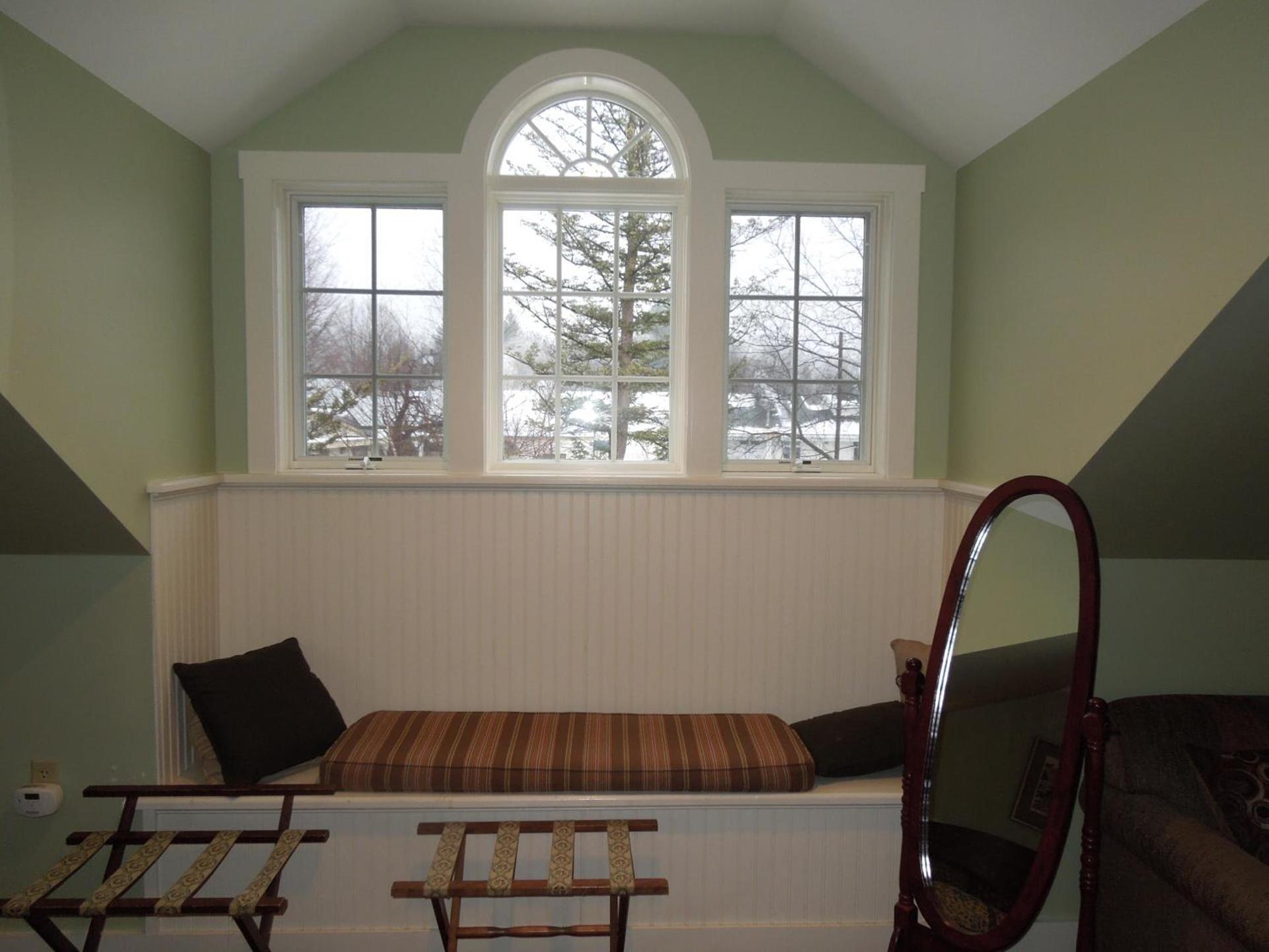 Kearsarge Inn photo 9