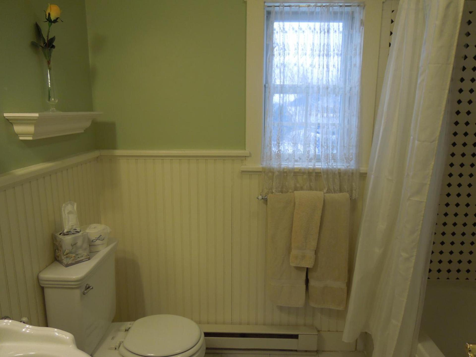 Kearsarge Inn photo 14