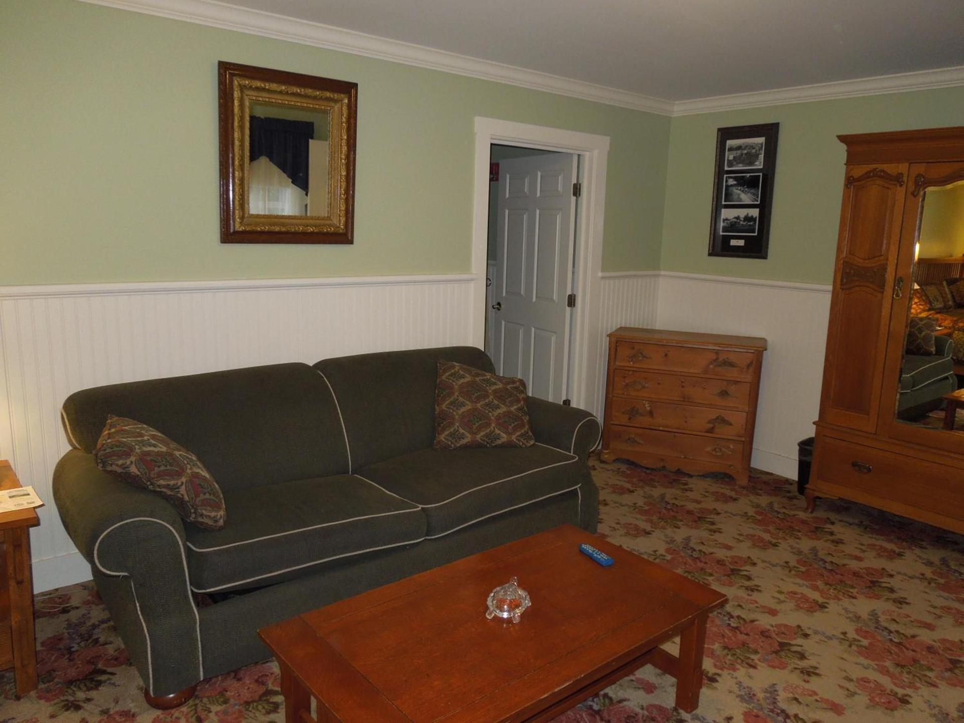 Kearsarge Inn photo 15