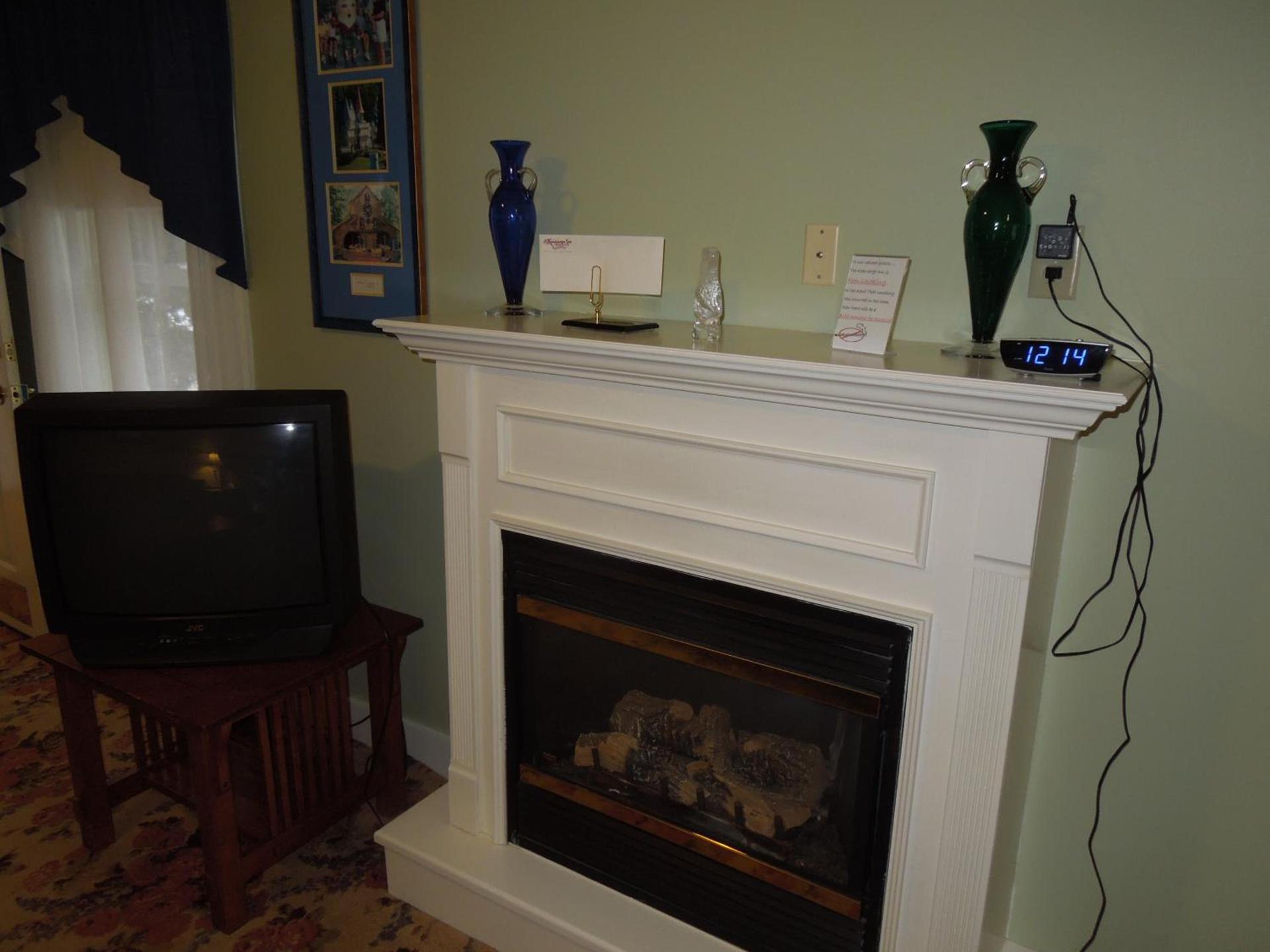 Kearsarge Inn photo 16