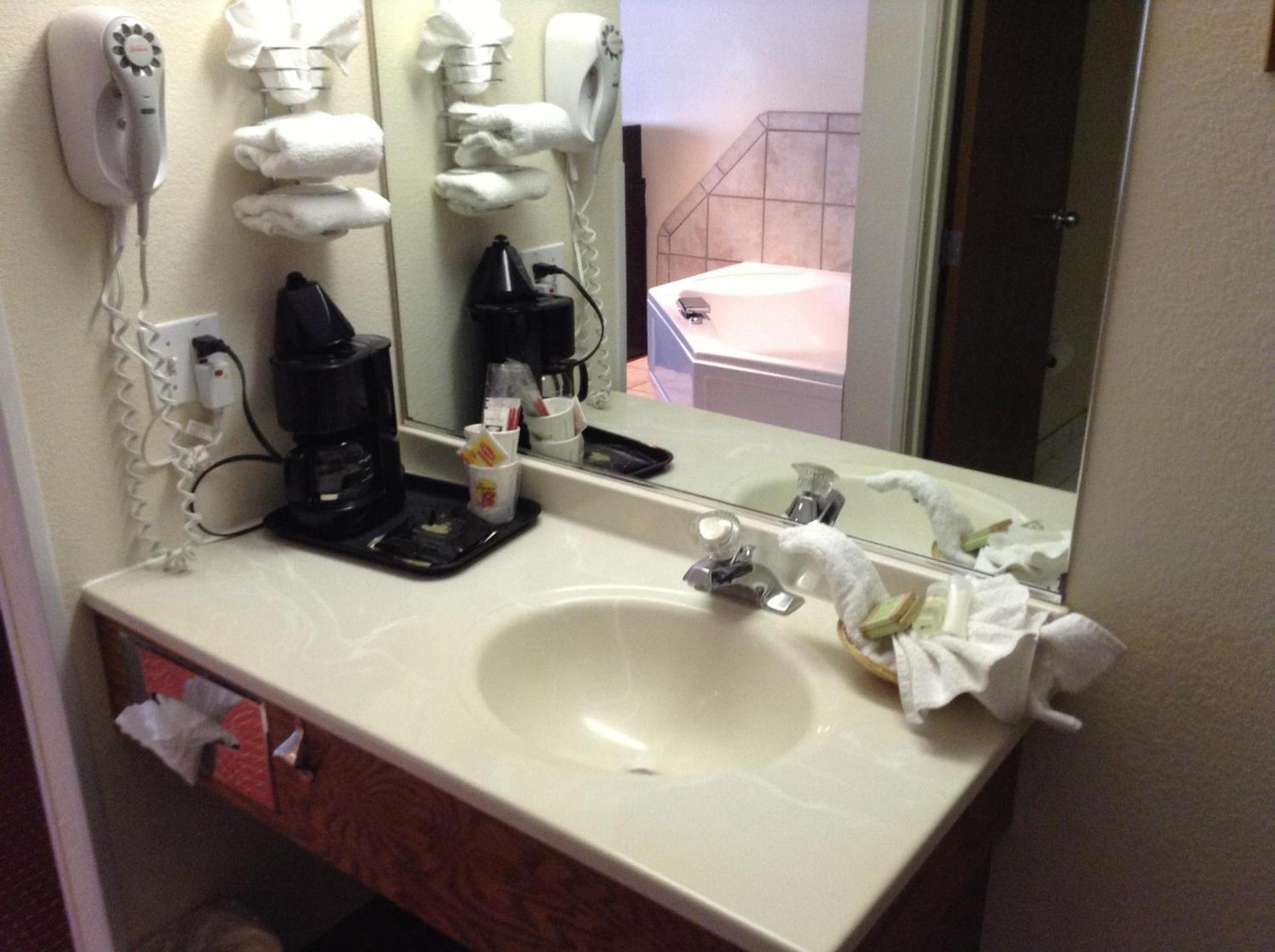 Garner Hotel Salt Lake City Airport by IHG photo 23