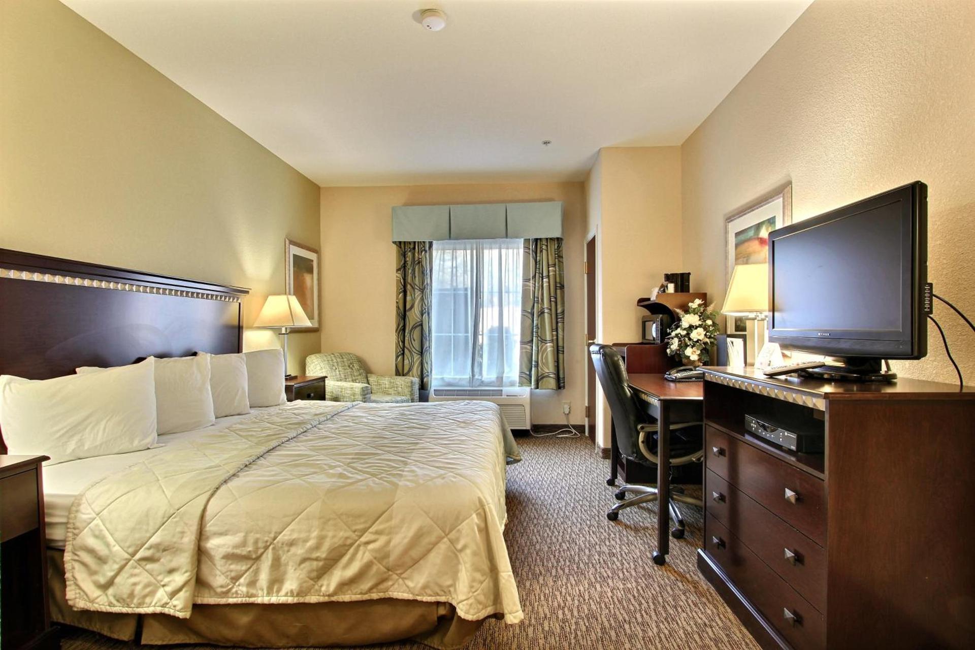 Magnolia Inn and Suites Pooler photo 3